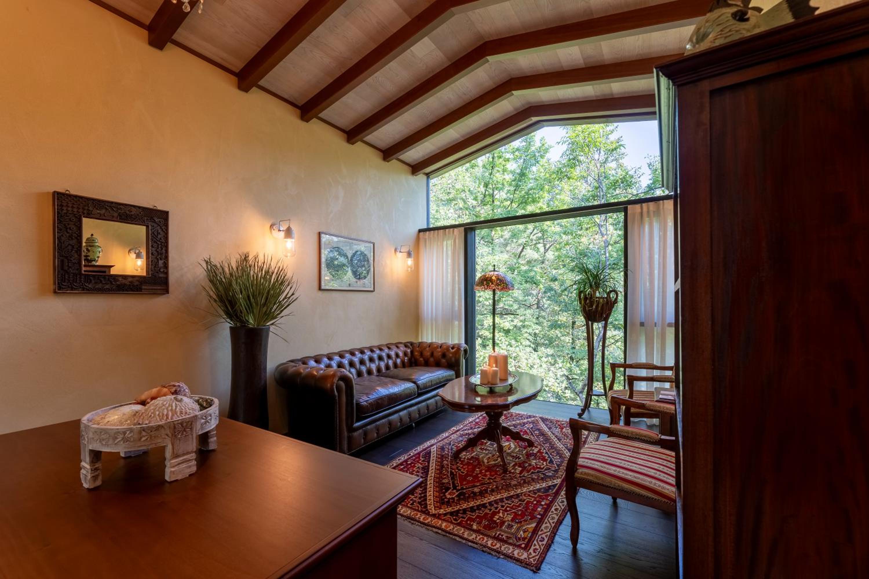 Two-Bedroom Chalet - Photo 8