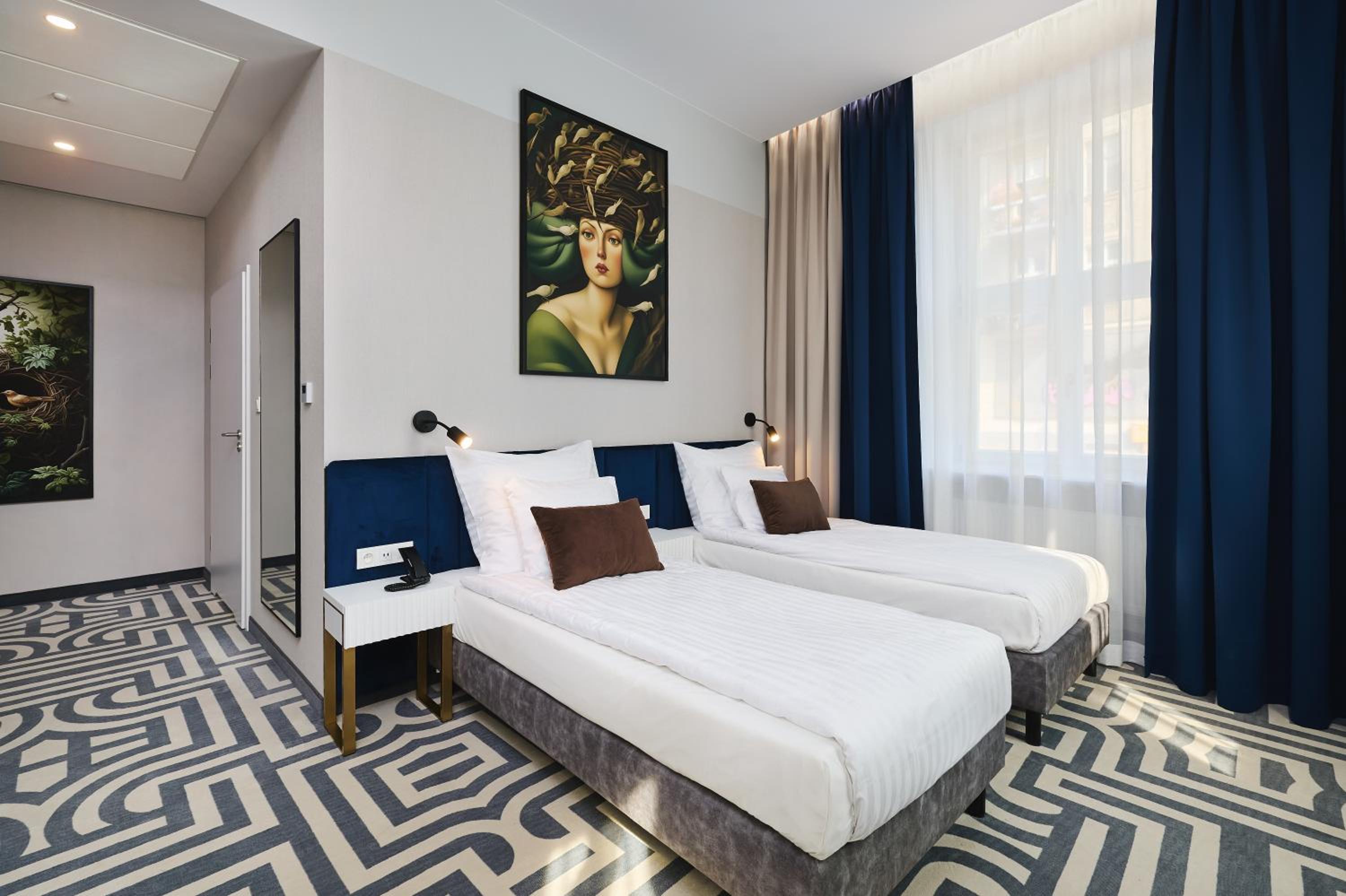 Standard Twin Room - Non-Smoking - Photo 1