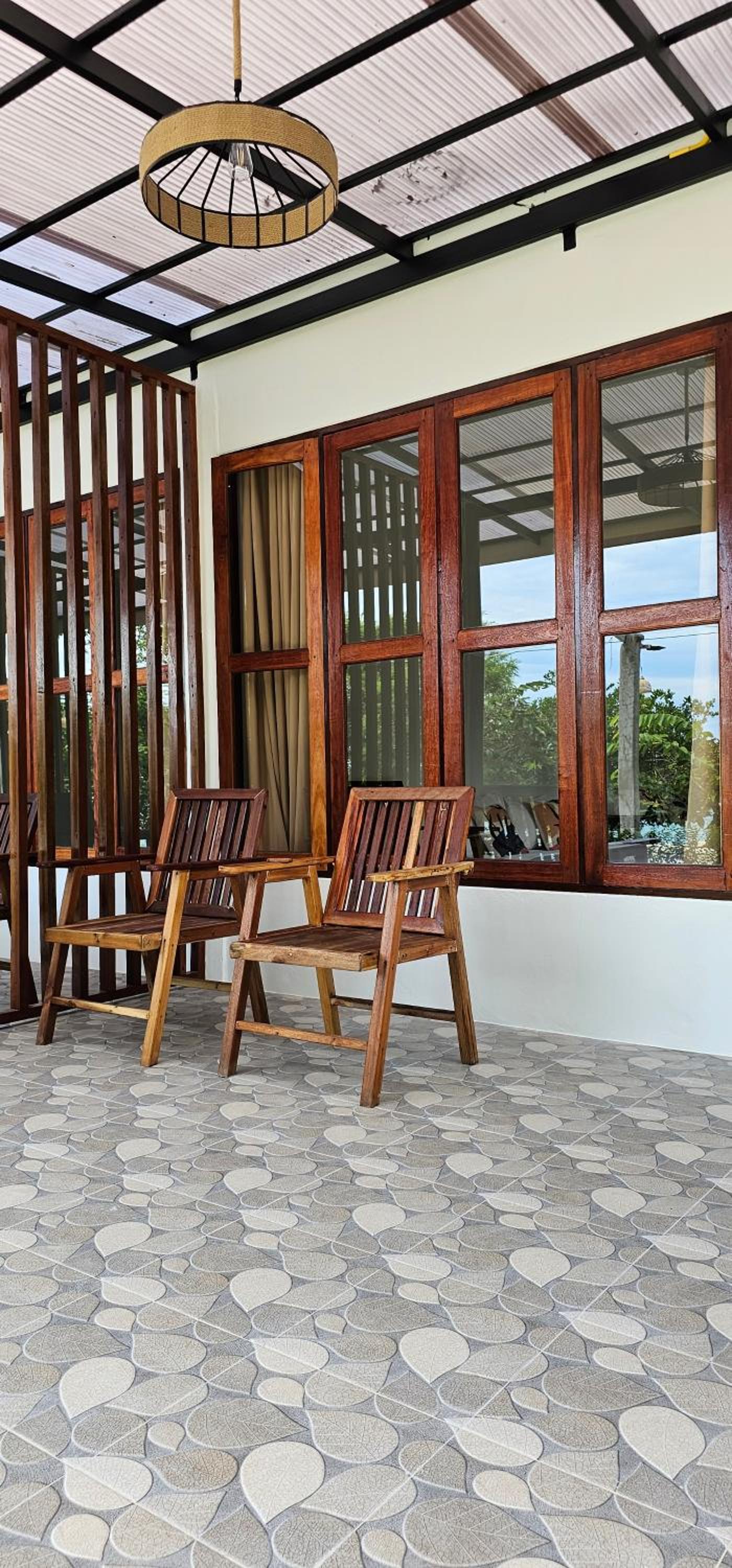Standard Double or Twin Room with Sea View - Photo 17