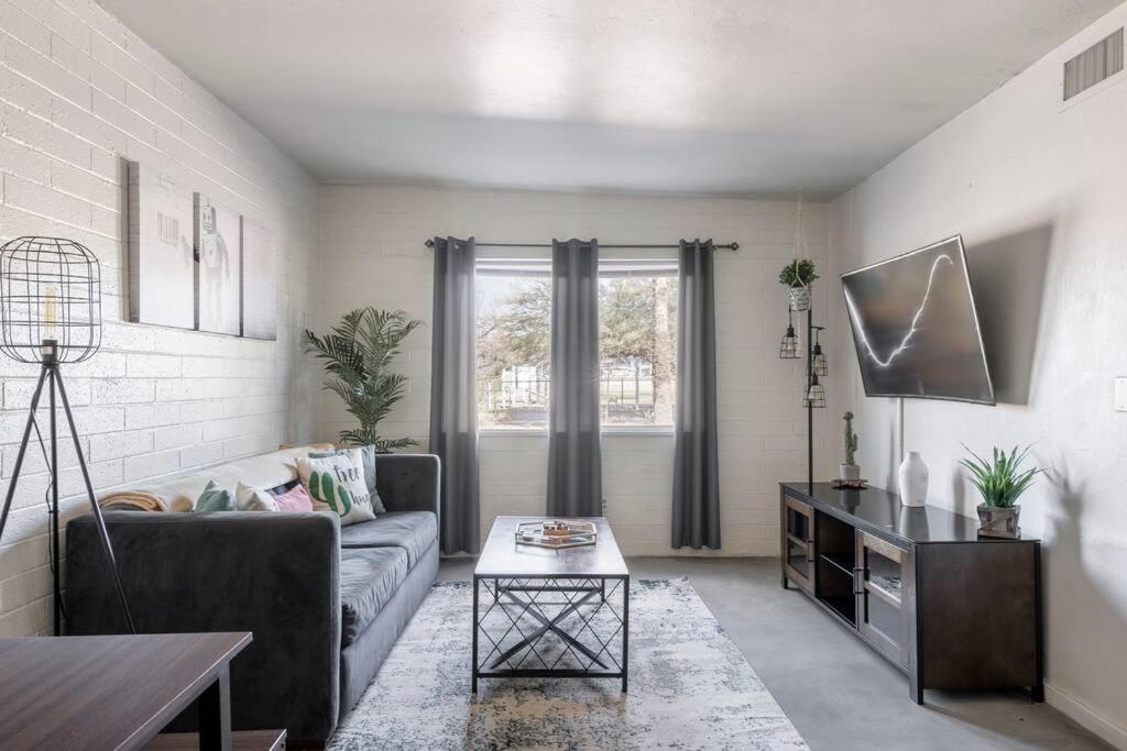 Two-Bedroom Apartment photo 1