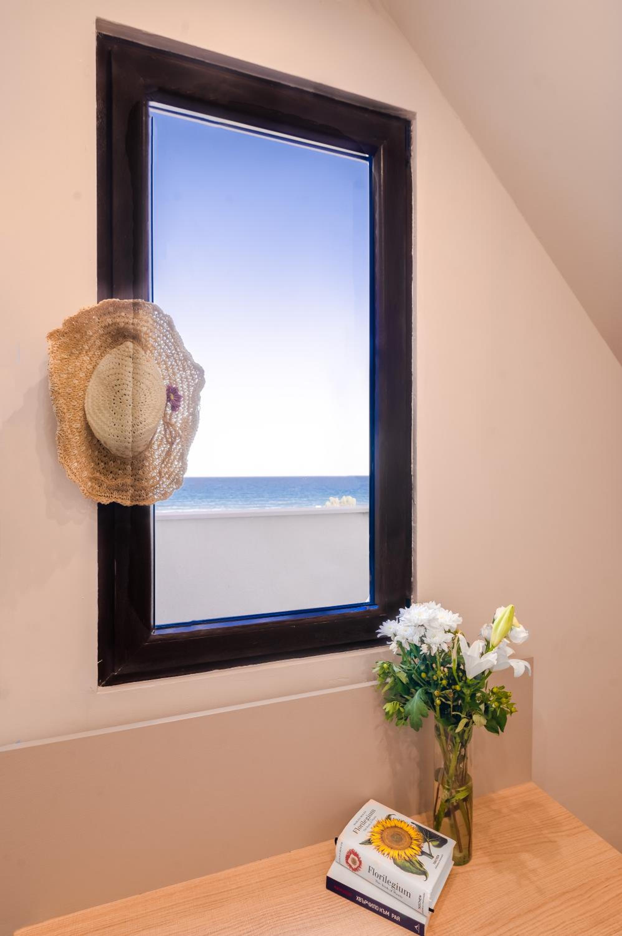 Apartment with Sea View photo 1