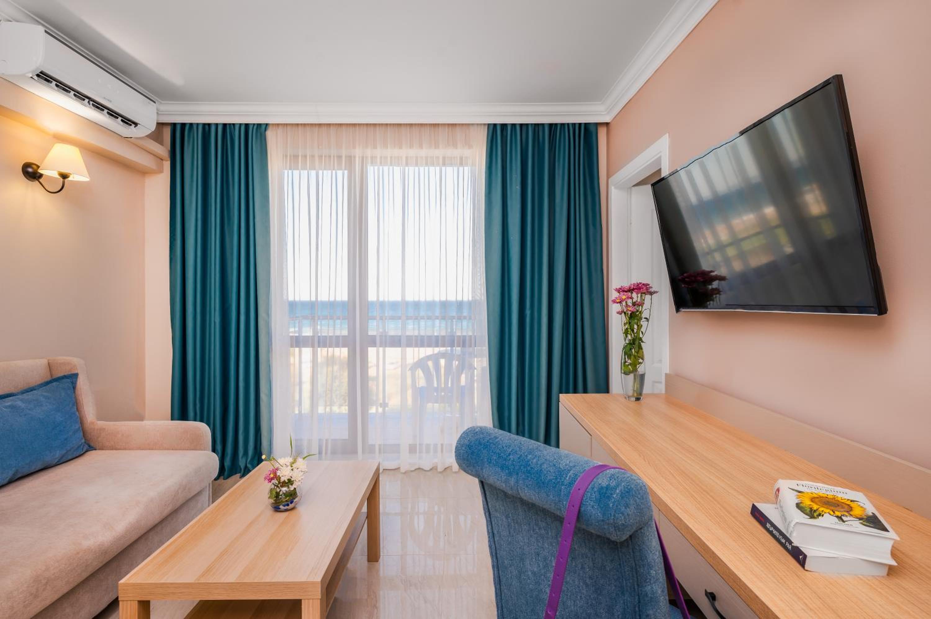 Apartment with Sea View