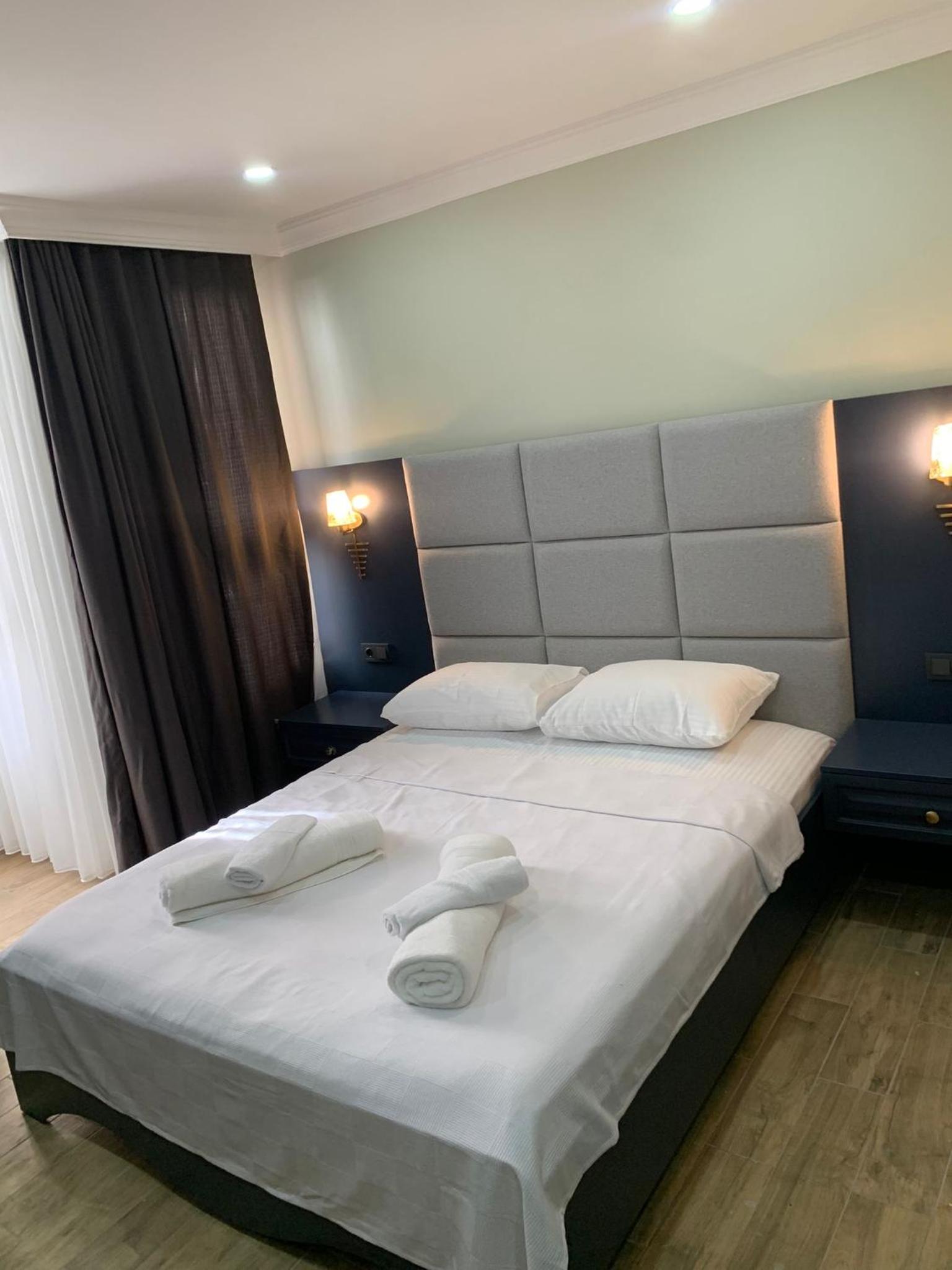Deluxe Queen Room photo 1