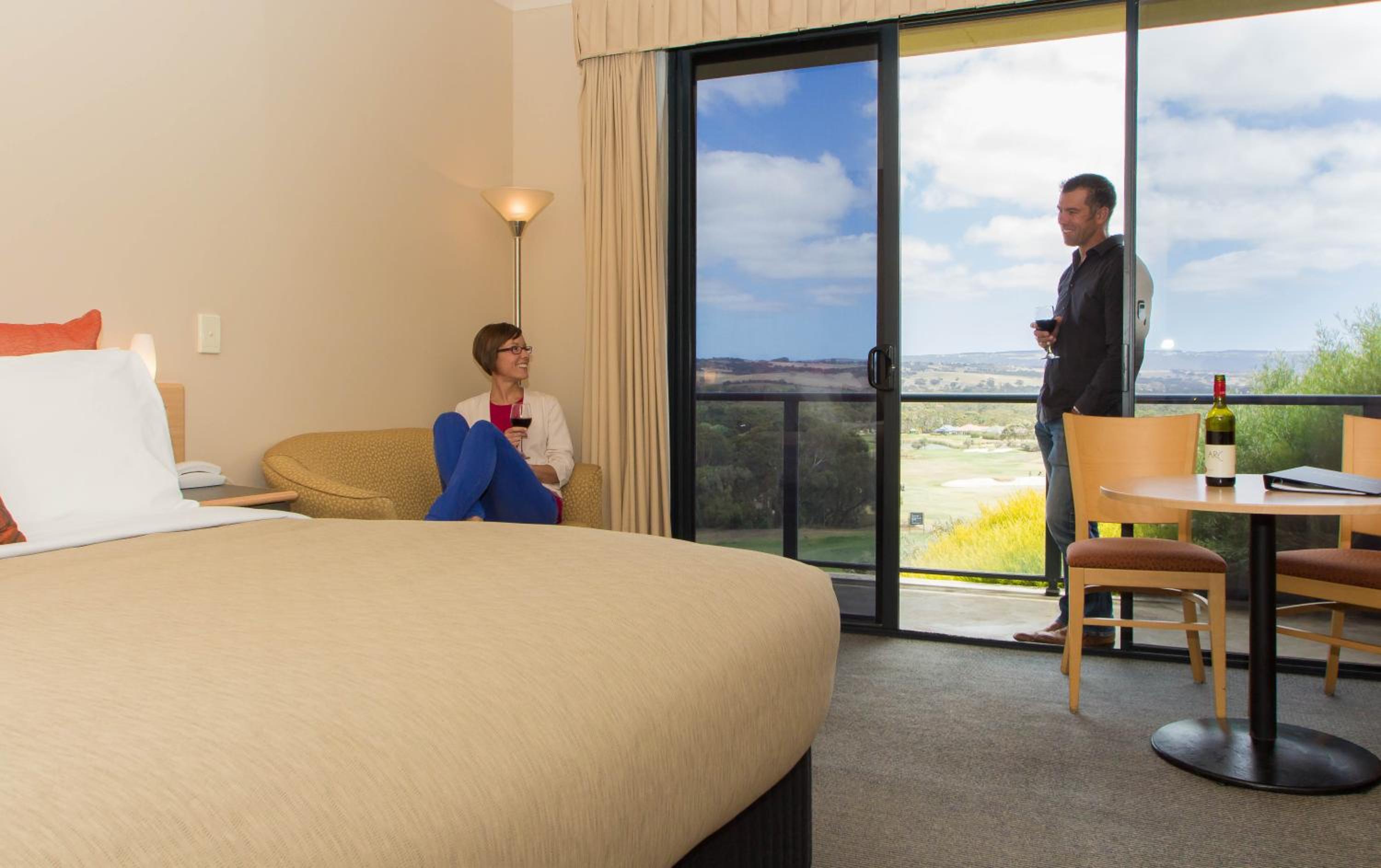 Balcony Spa Room - Photo 4