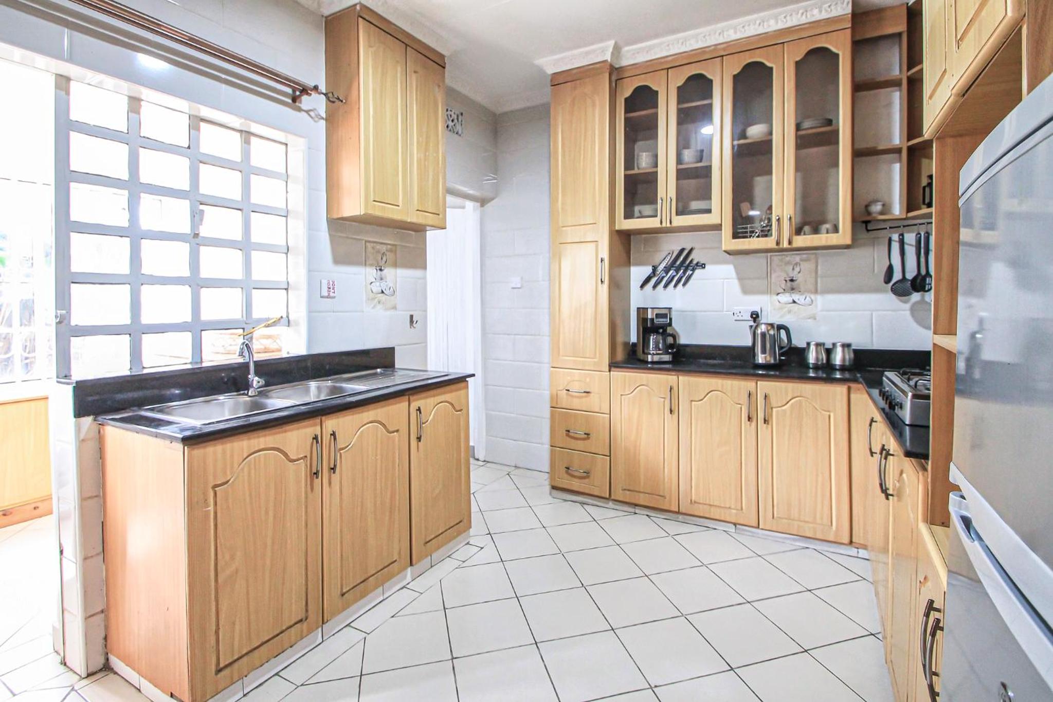Three-Bedroom Villa photo 2
