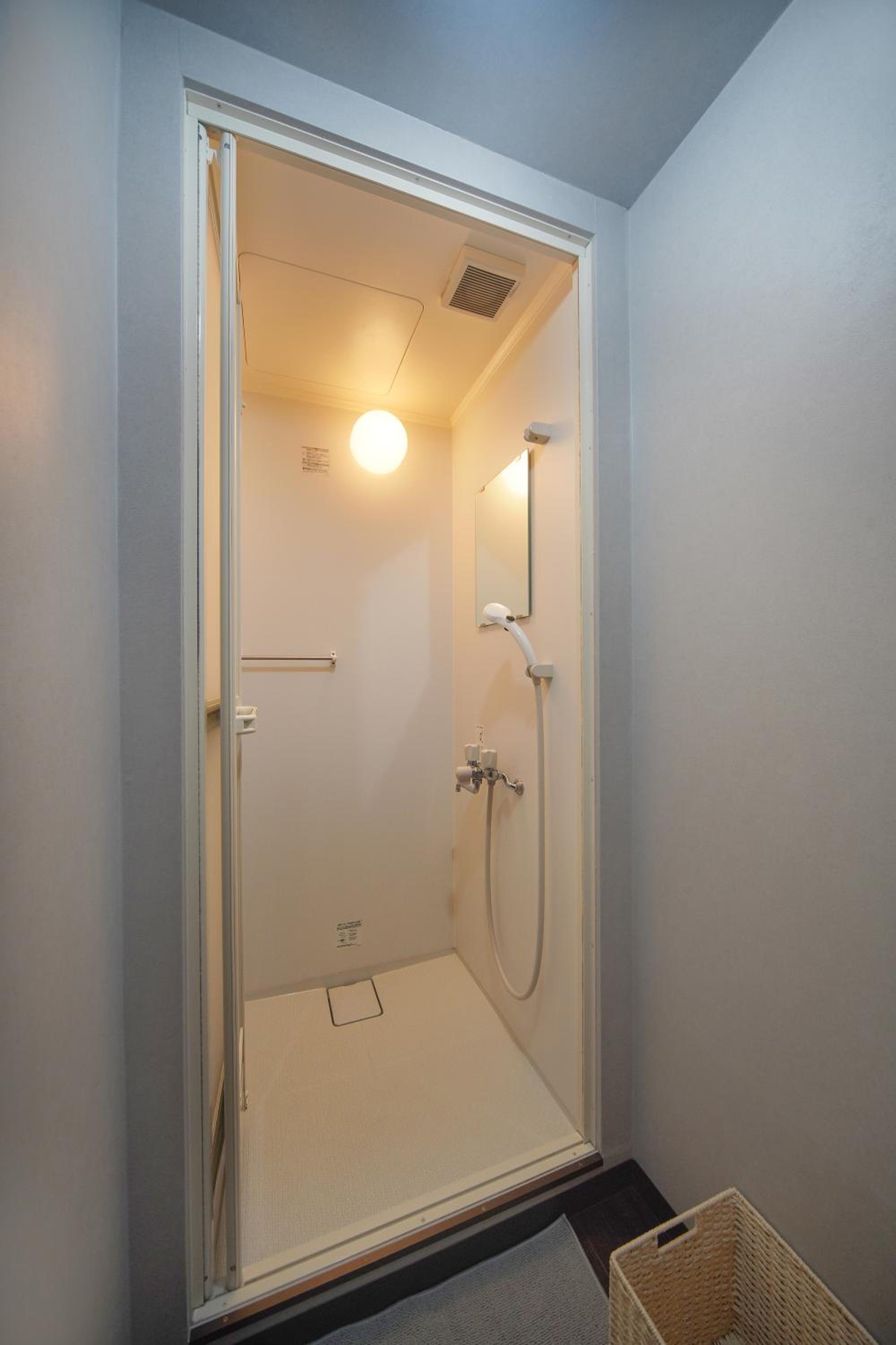 Five-Bedroom Deluxe Apartment photo 3