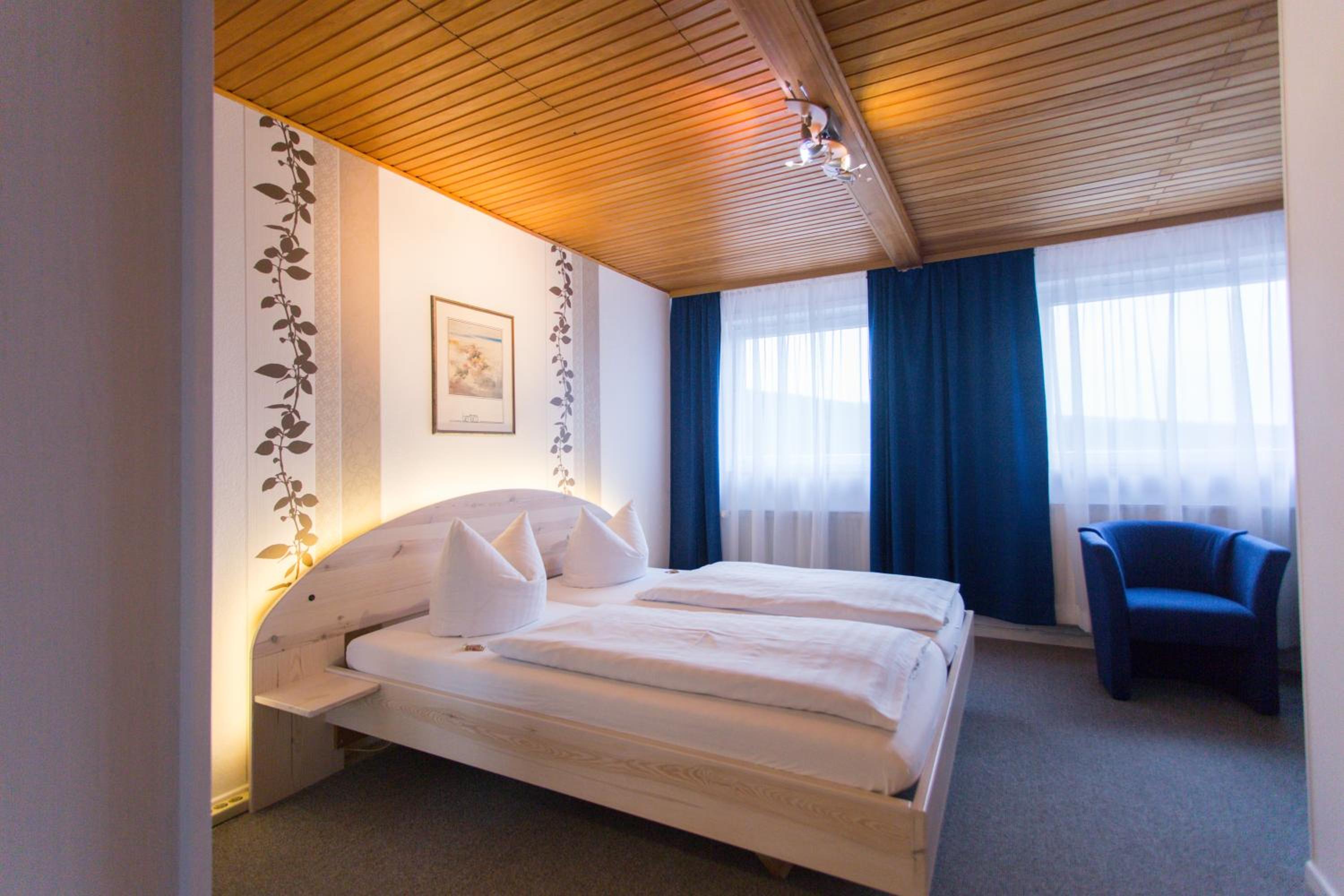 Double Room with Shower photo 2
