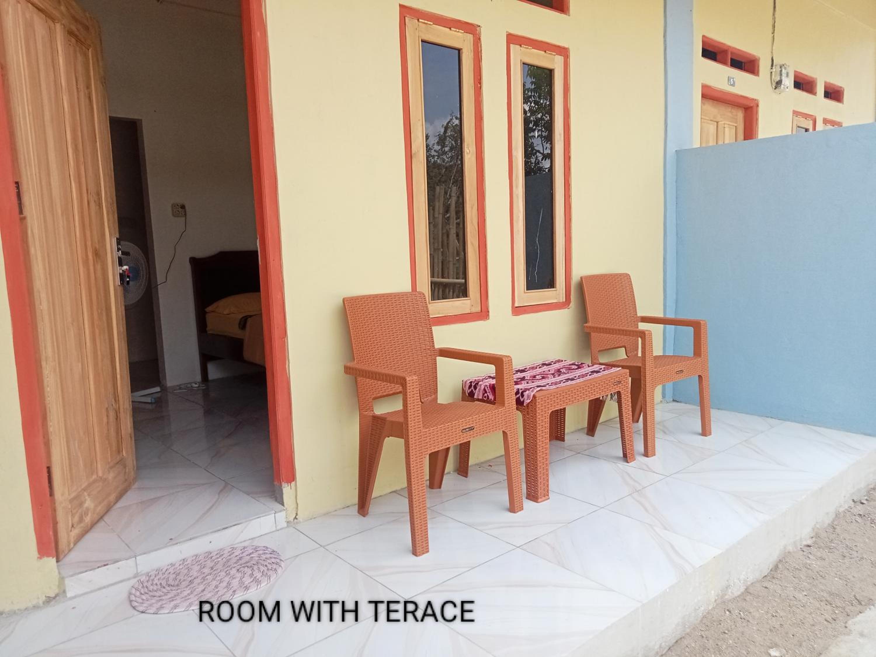 Twin Room with Terrace photo 3