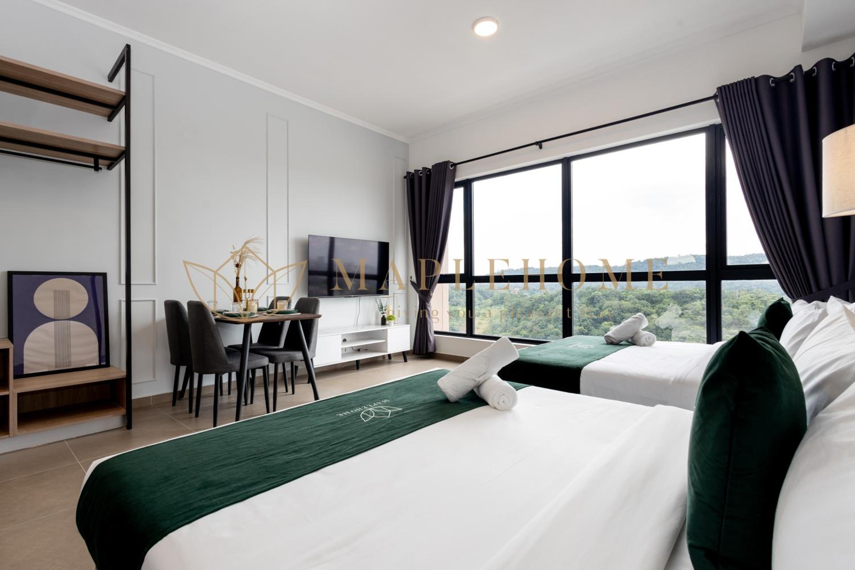 Deluxe Family Suite photo 1
