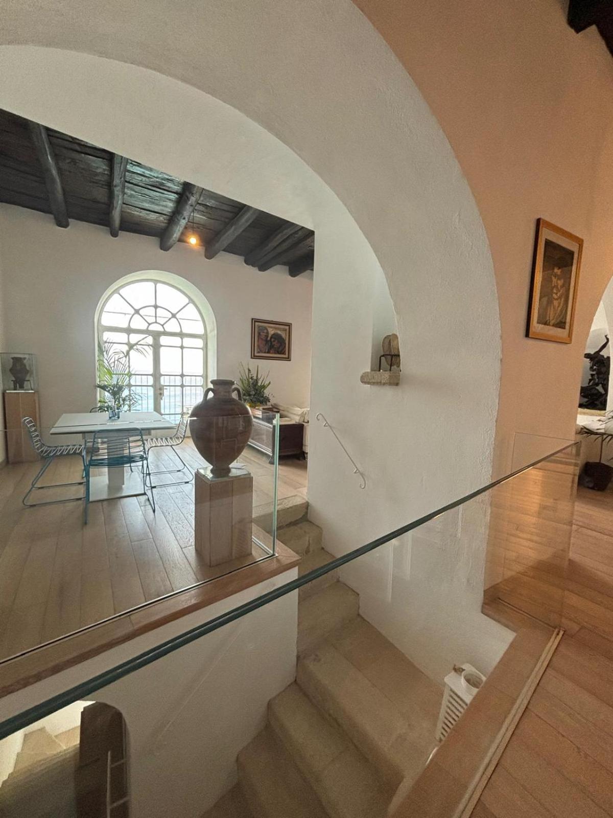 Three-Bedroom Apartment with Ocean View photo 3