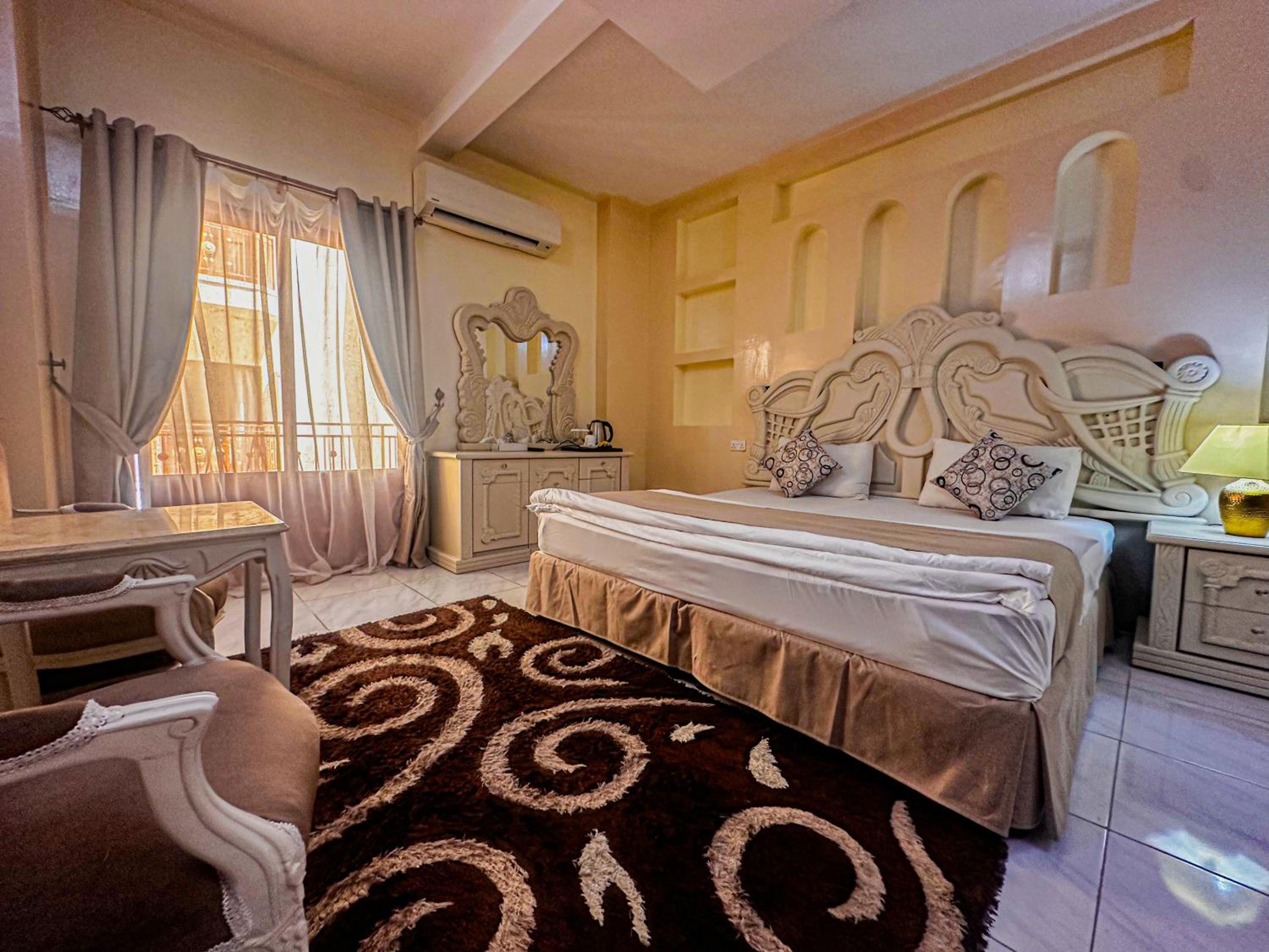 Budget Double Room photo 2