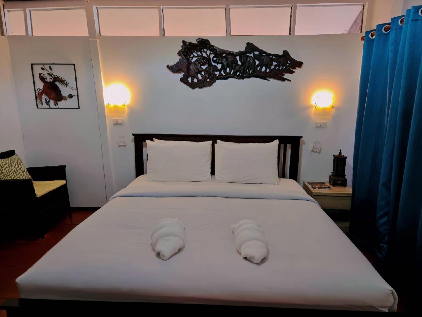 Deluxe Bungalow with Sea View - Photo 10