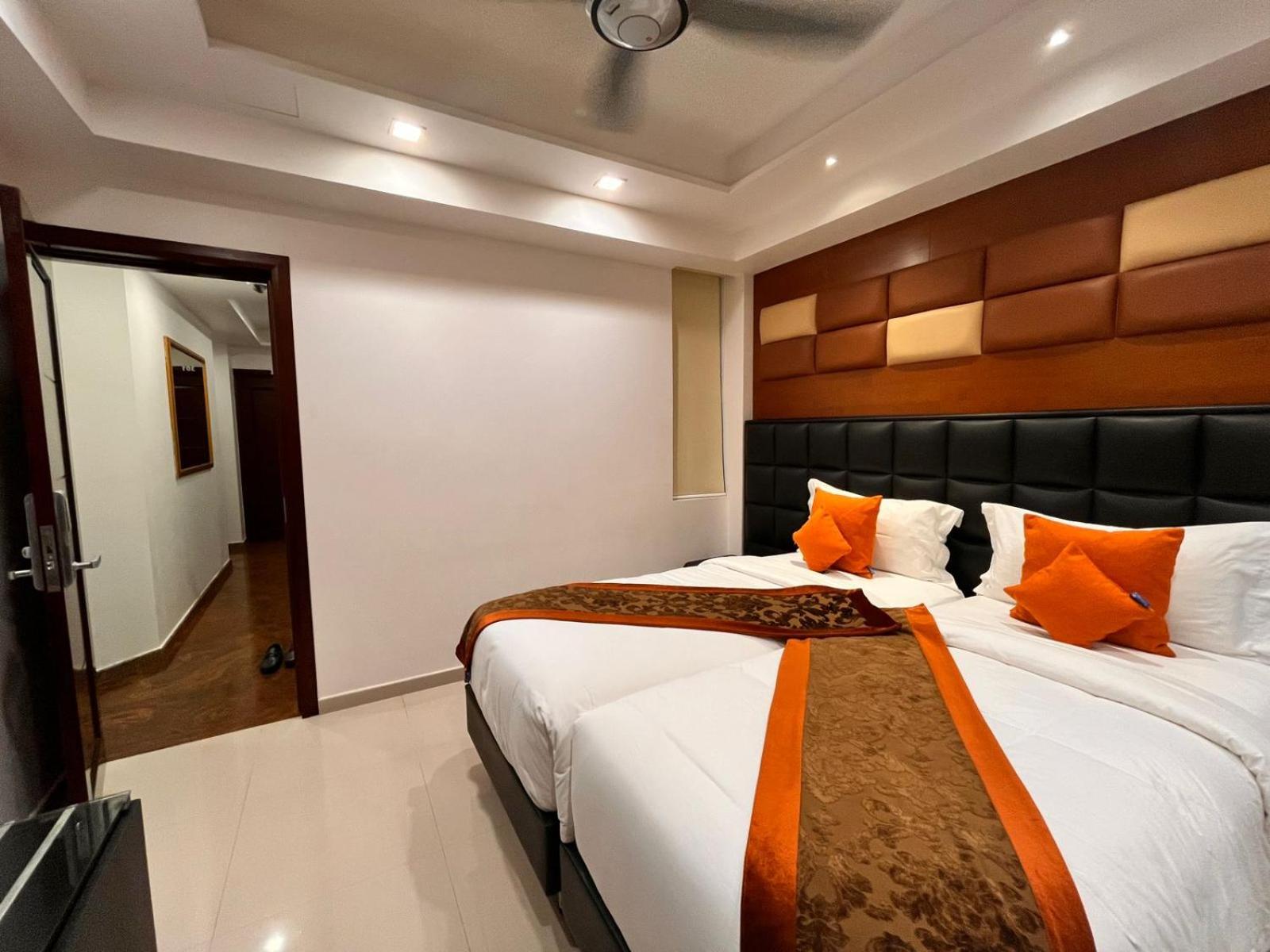 Deluxe Twin Room - Photo 15