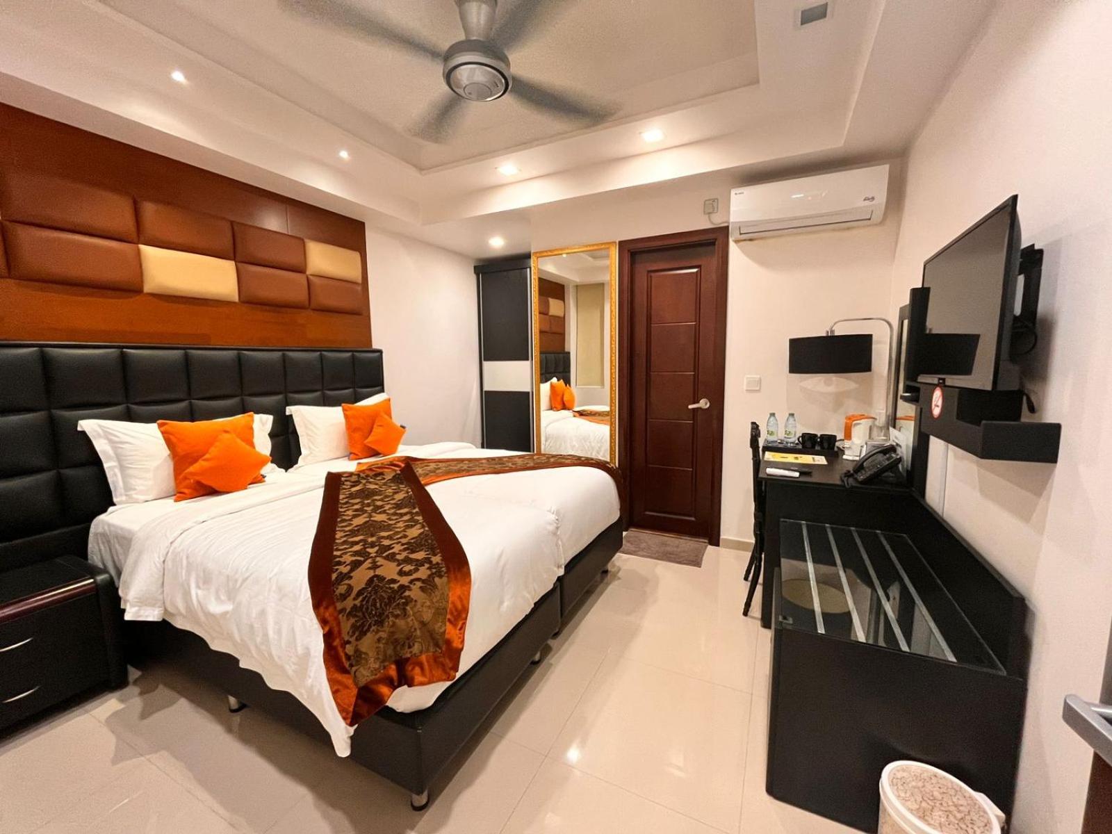 Deluxe Twin Room - Photo 3