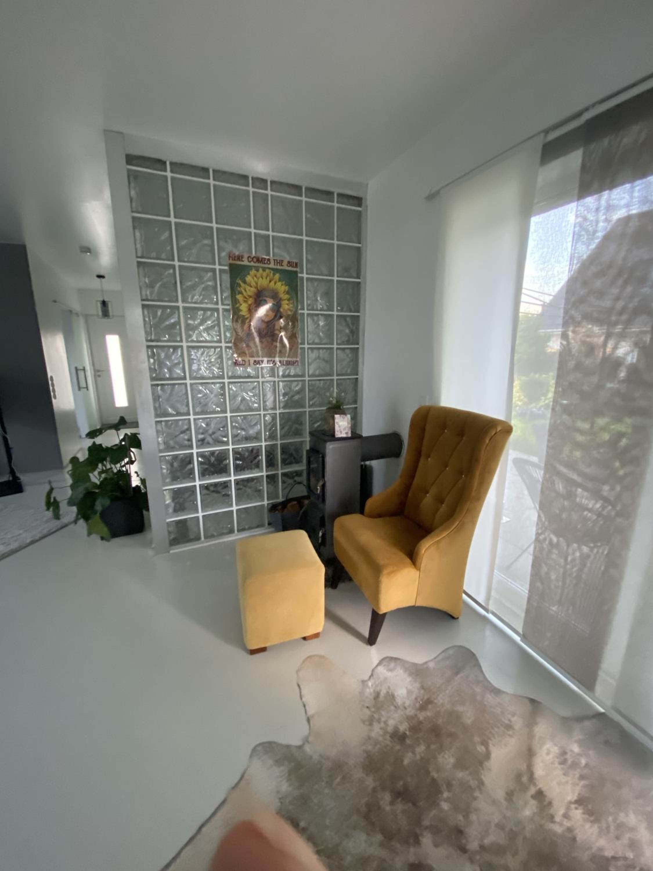 Two-Bedroom House photo 3