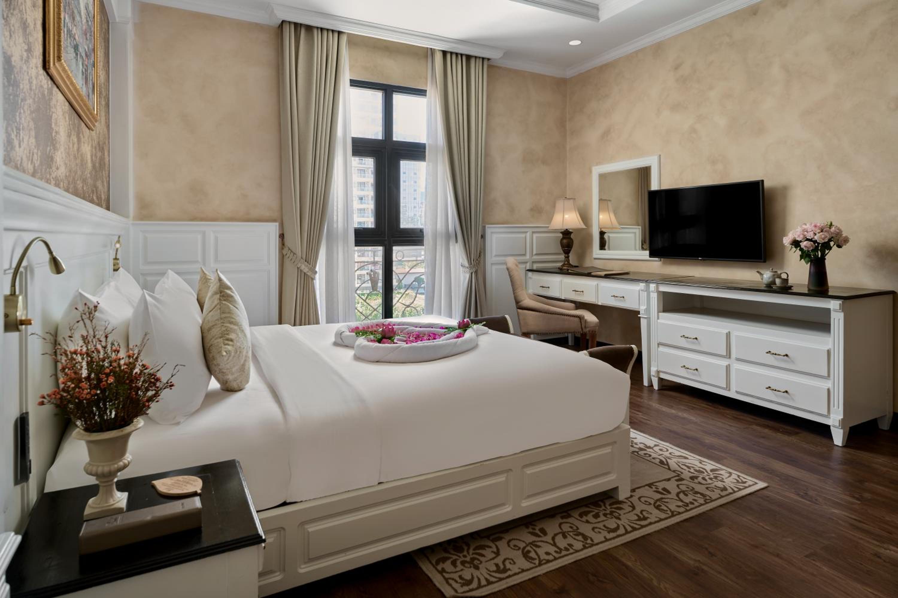Anik Classic King - Free USD15 Credit Spa