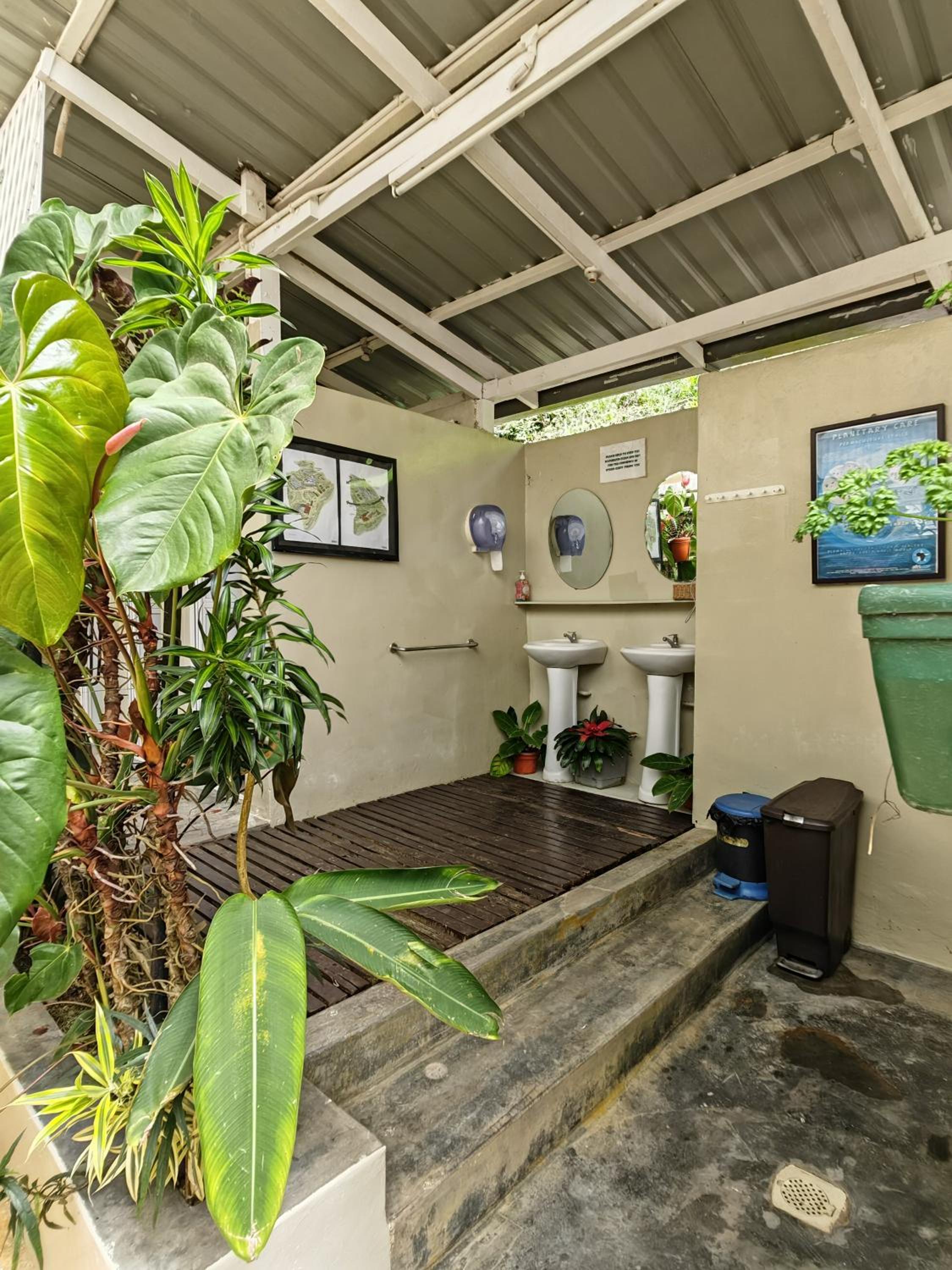 Twin Room with Shared Bathroom photo 1