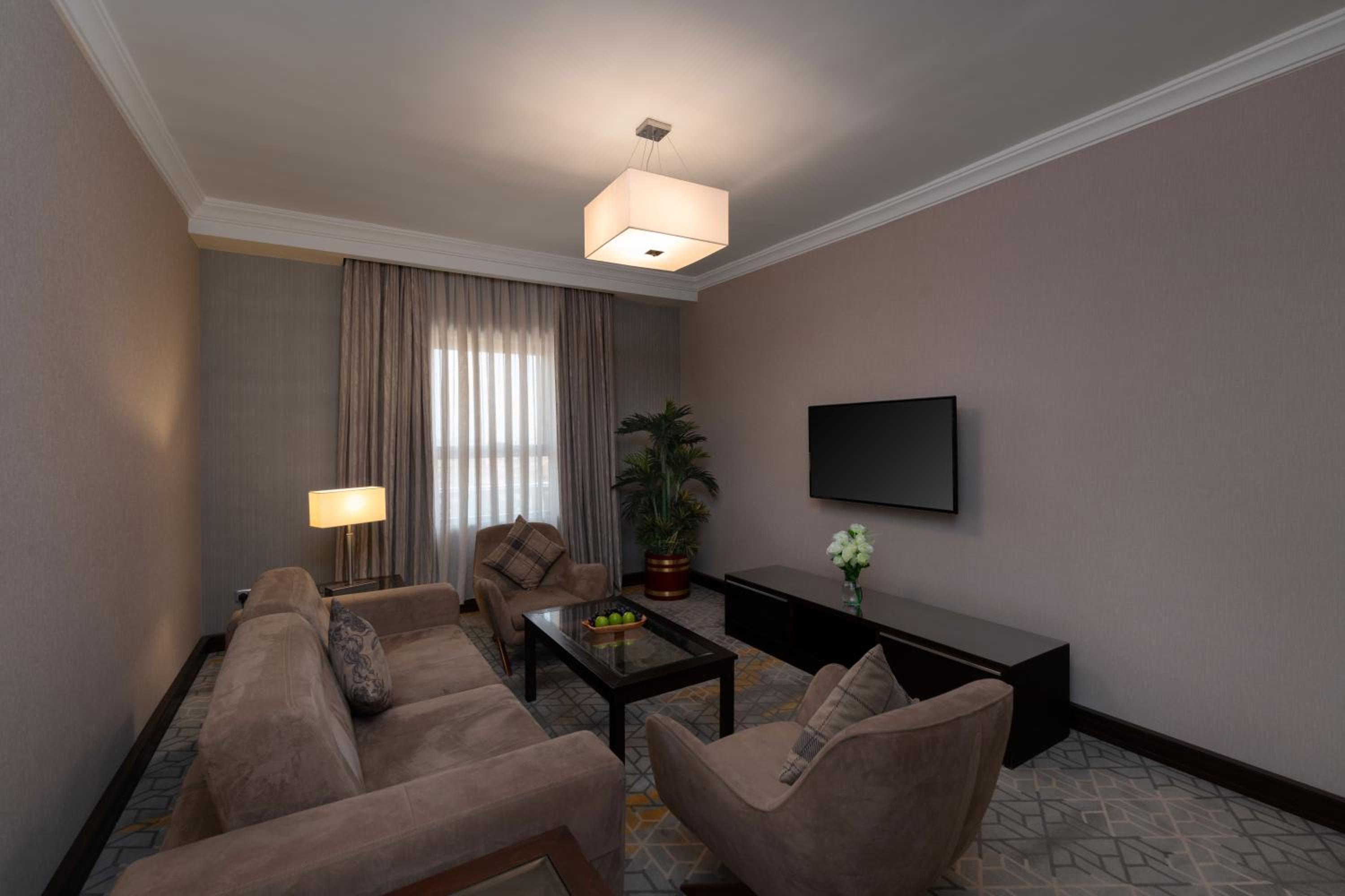 Executive 2 Bedroom Suite With Ramadan Iftar & Sohour