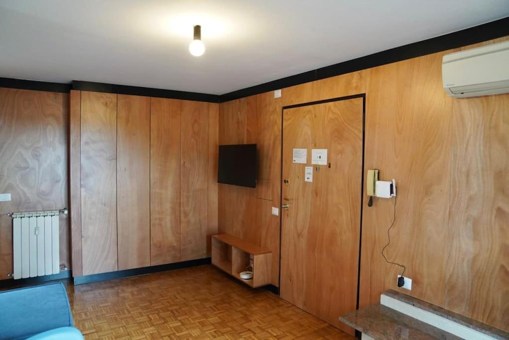 Studio with Balcony