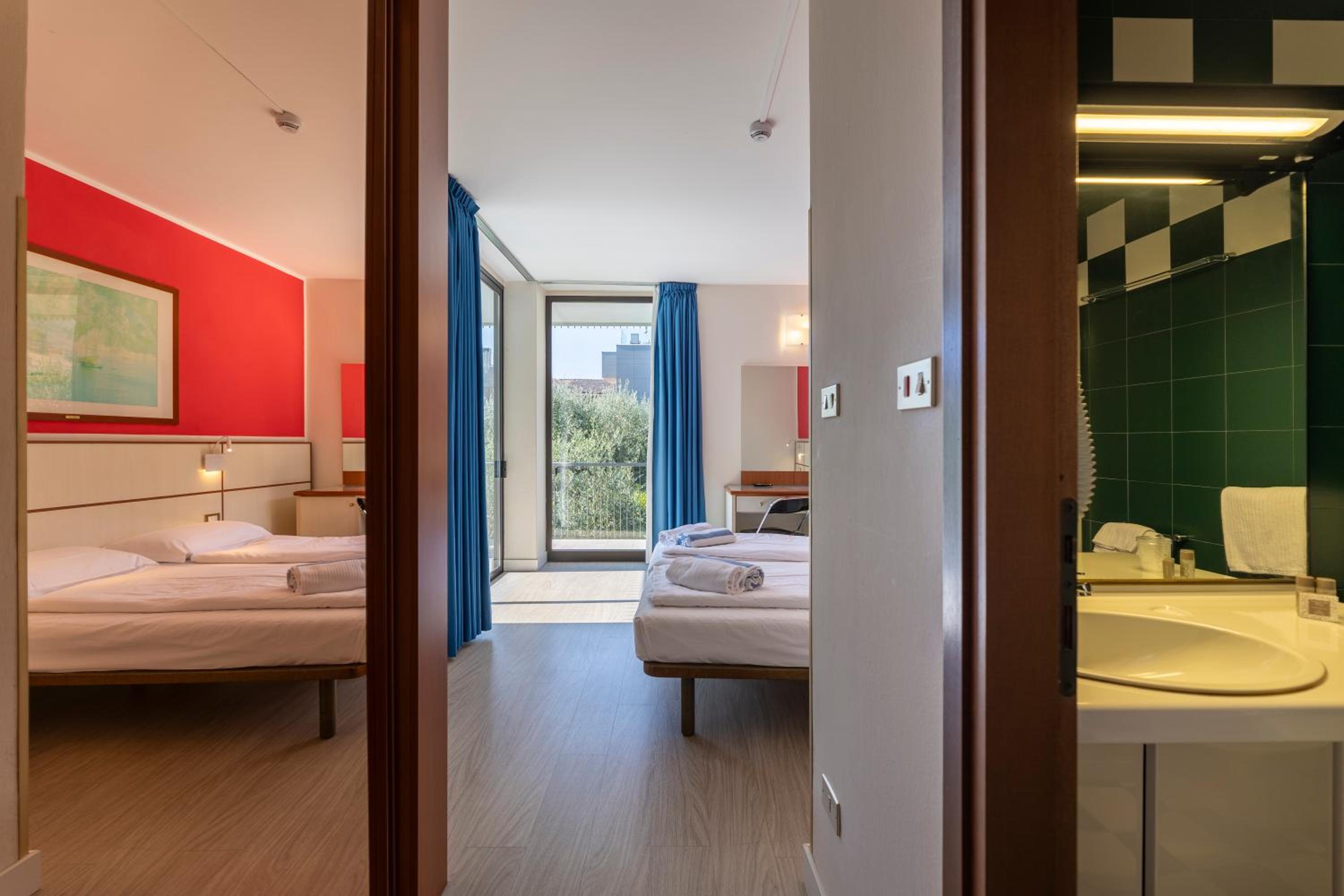 Superior Double or Twin Room with Pool View