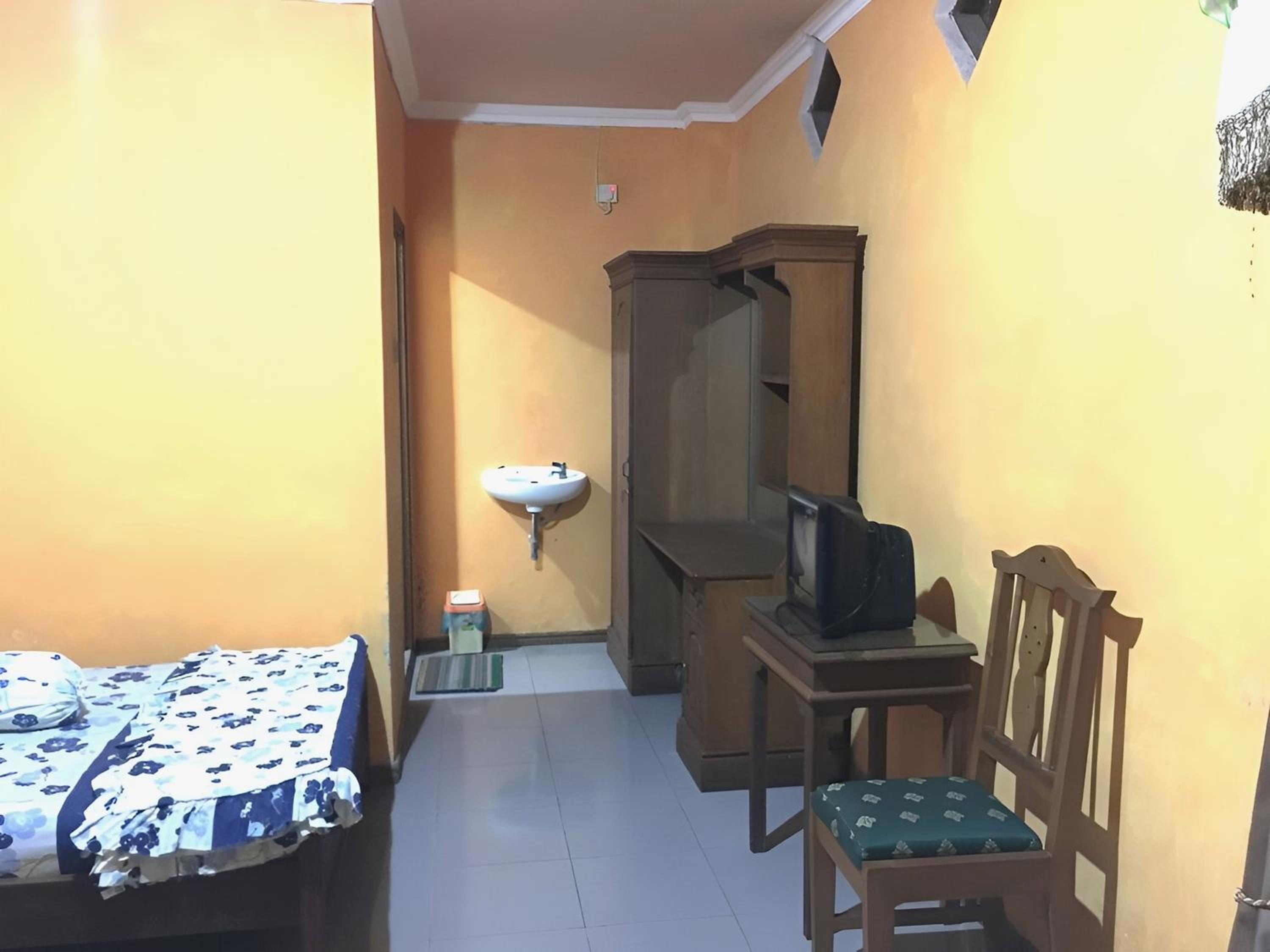 Deluxe Room - Photo 2
