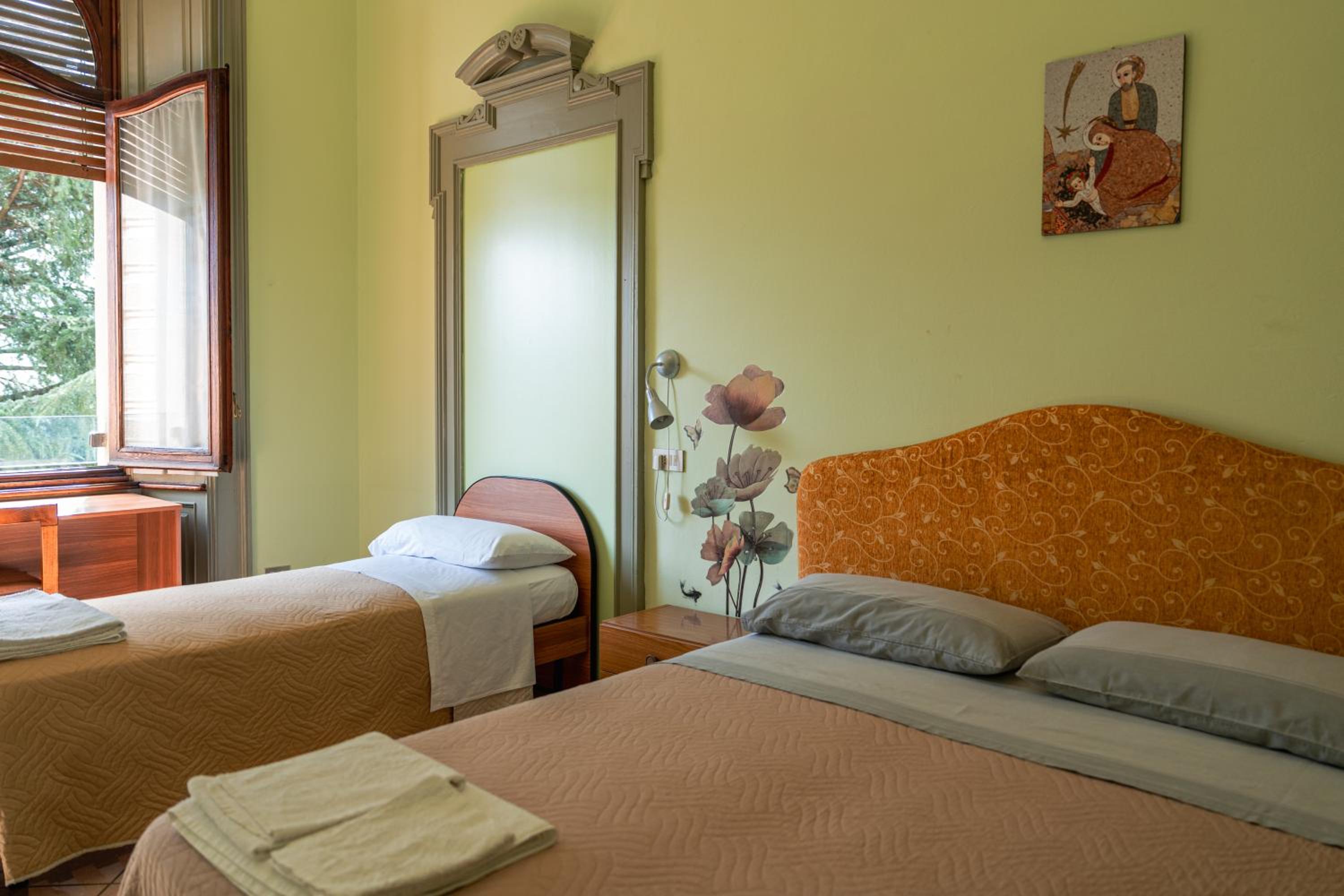 Superior Triple Room - Photo 10
