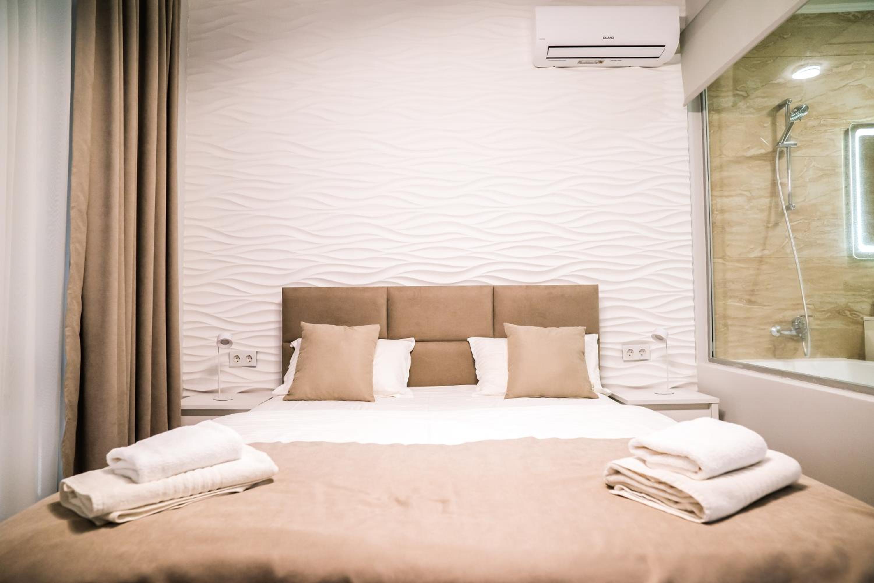 Deluxe Double Room photo 2