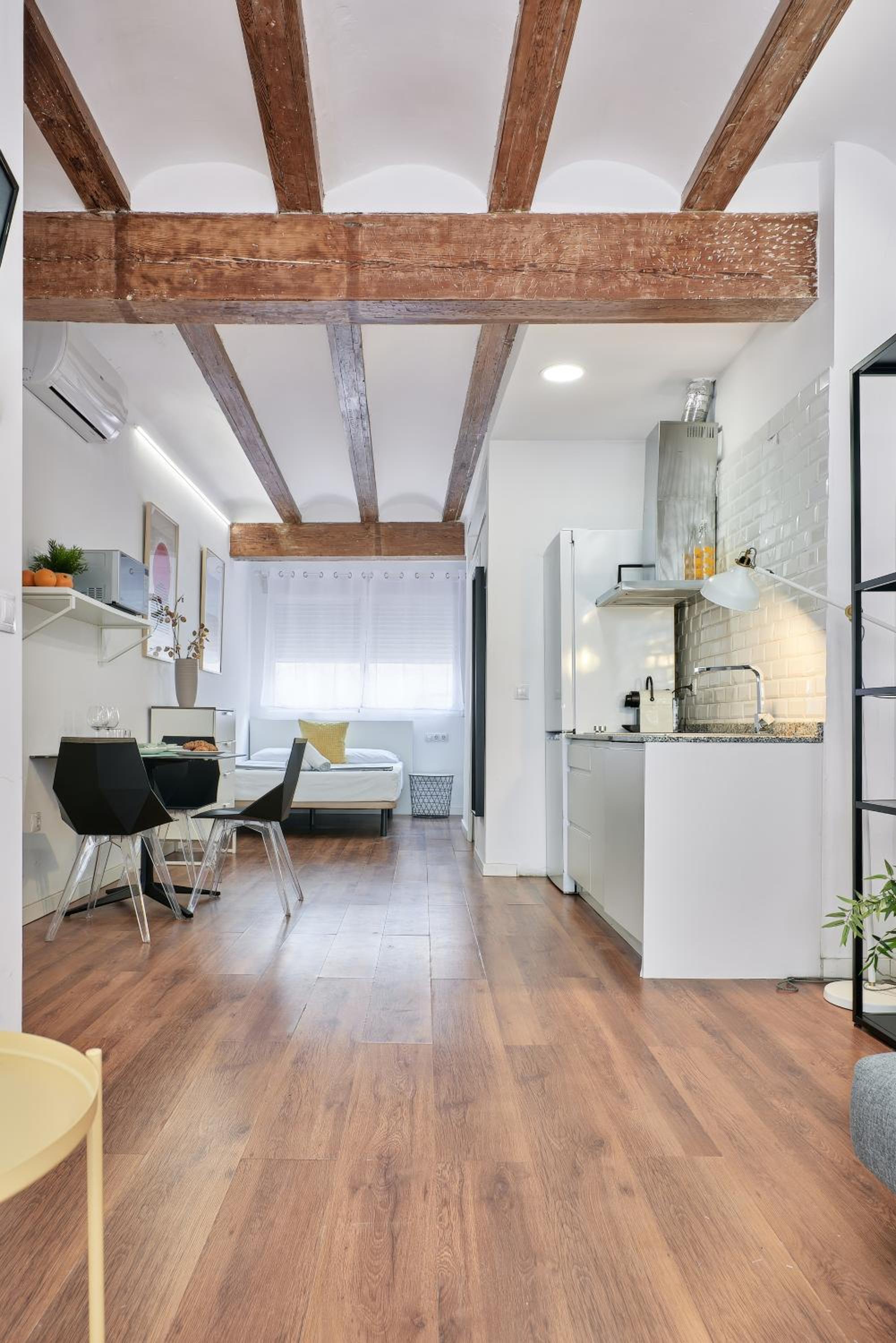 Apartamento con Balcón