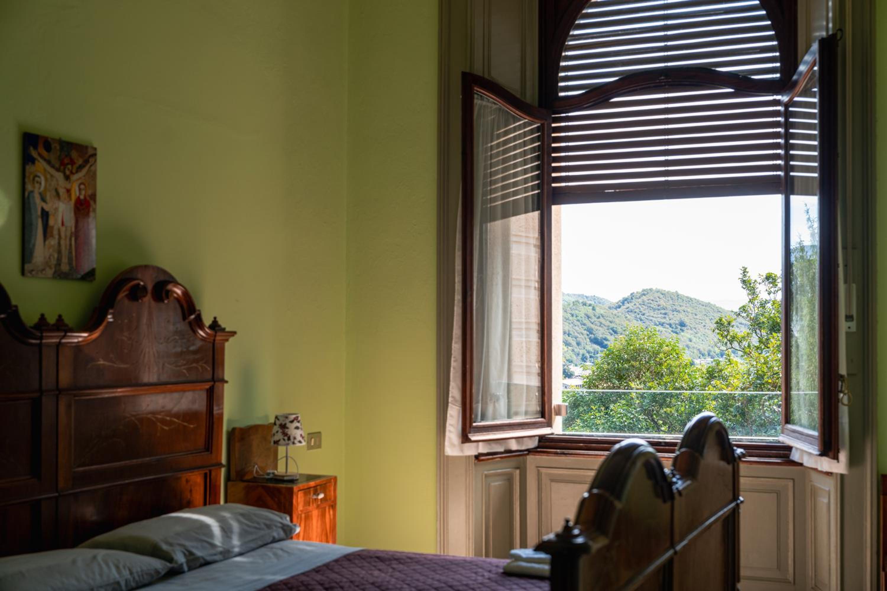 Double Room with Private Bathroom - Photo 4
