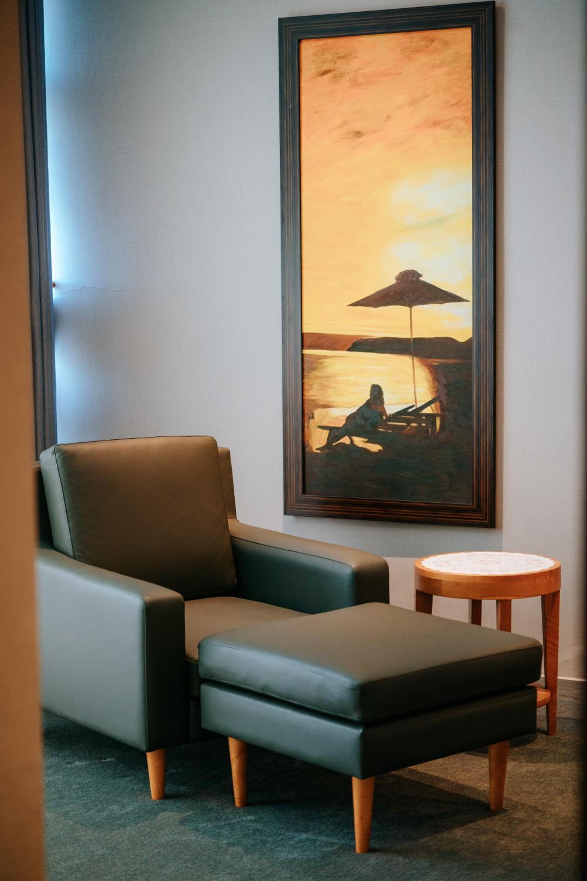 Suite with City View photo 3