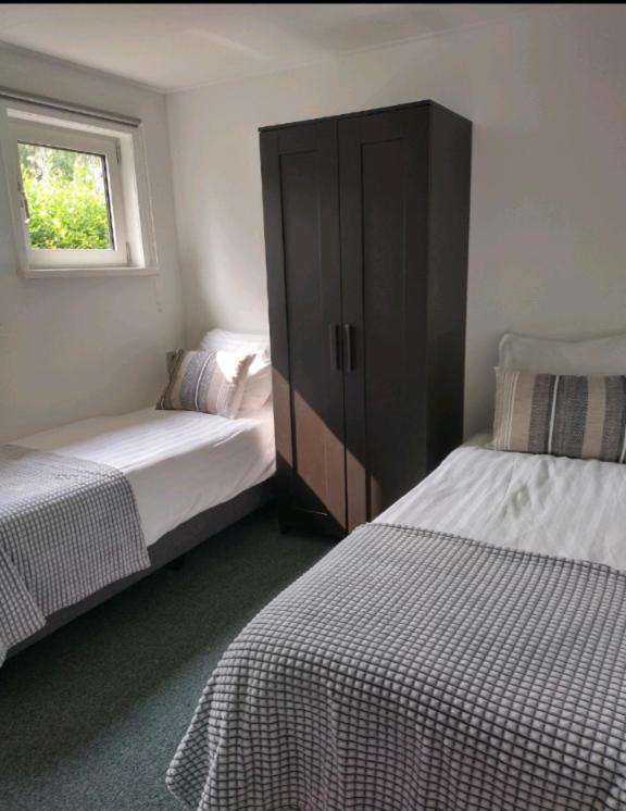 One-Bedroom House photo 1