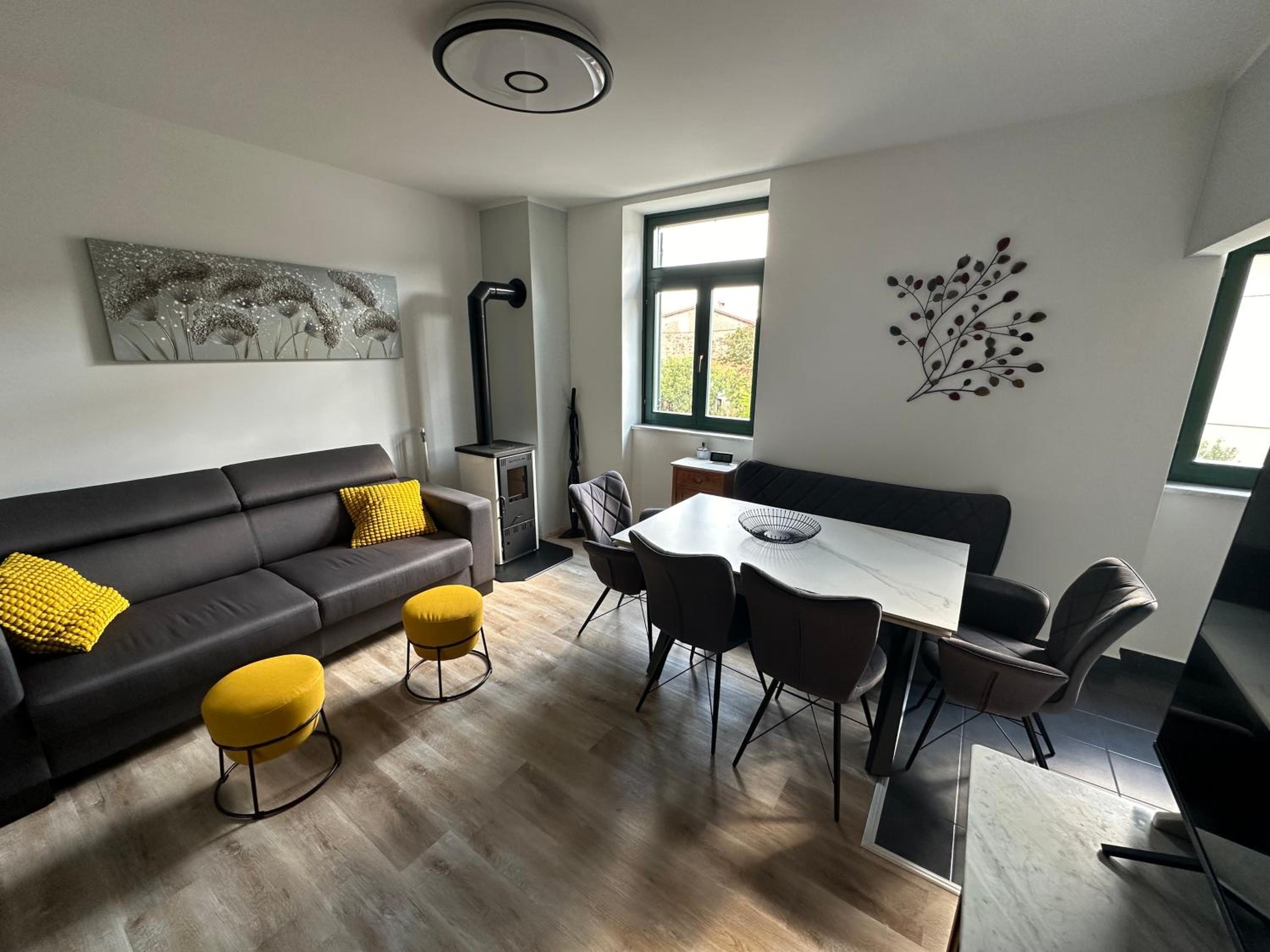 Two-Bedroom Apartment with Terrace photo 1