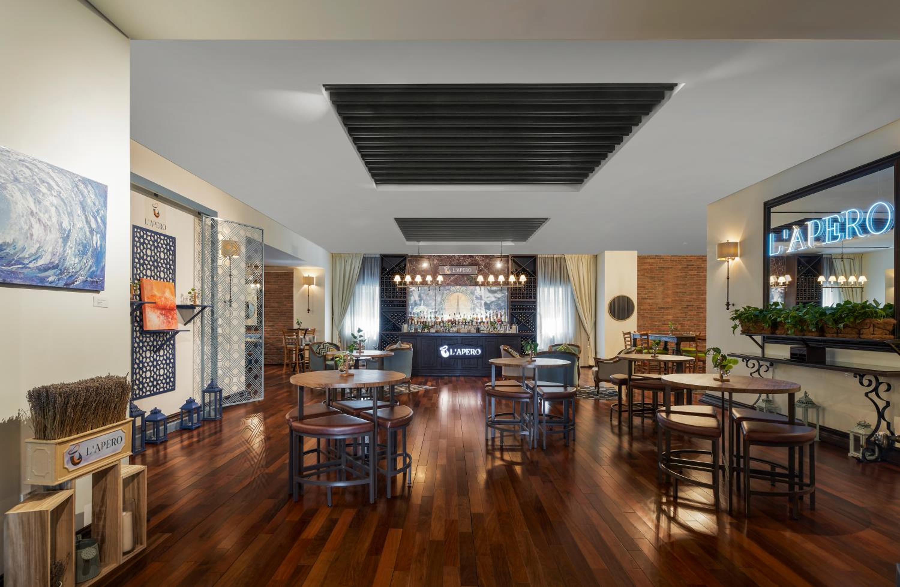 Opera King Suite with Coastline View - Club Access - Photo 12
