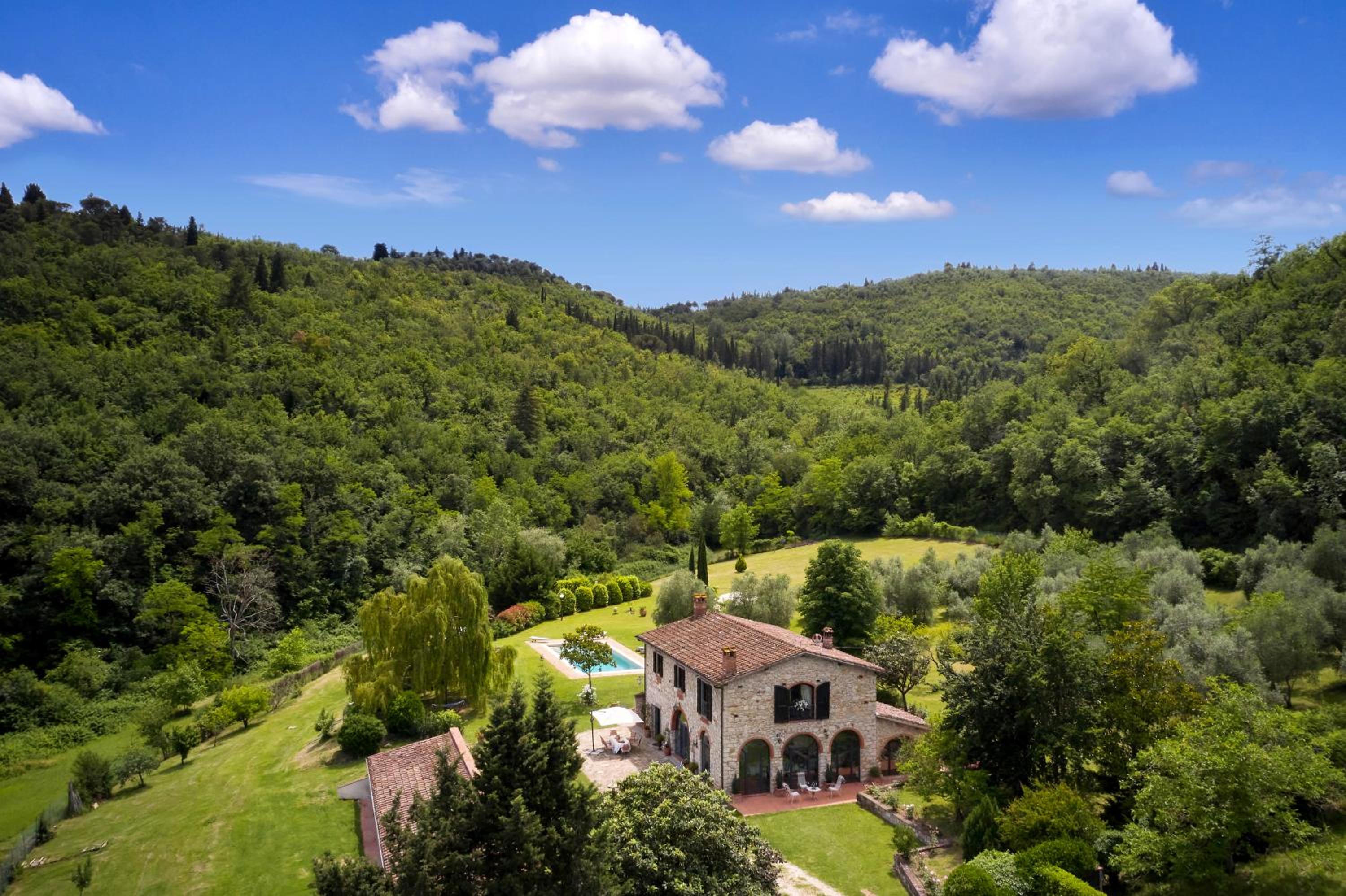 Villa photo 2