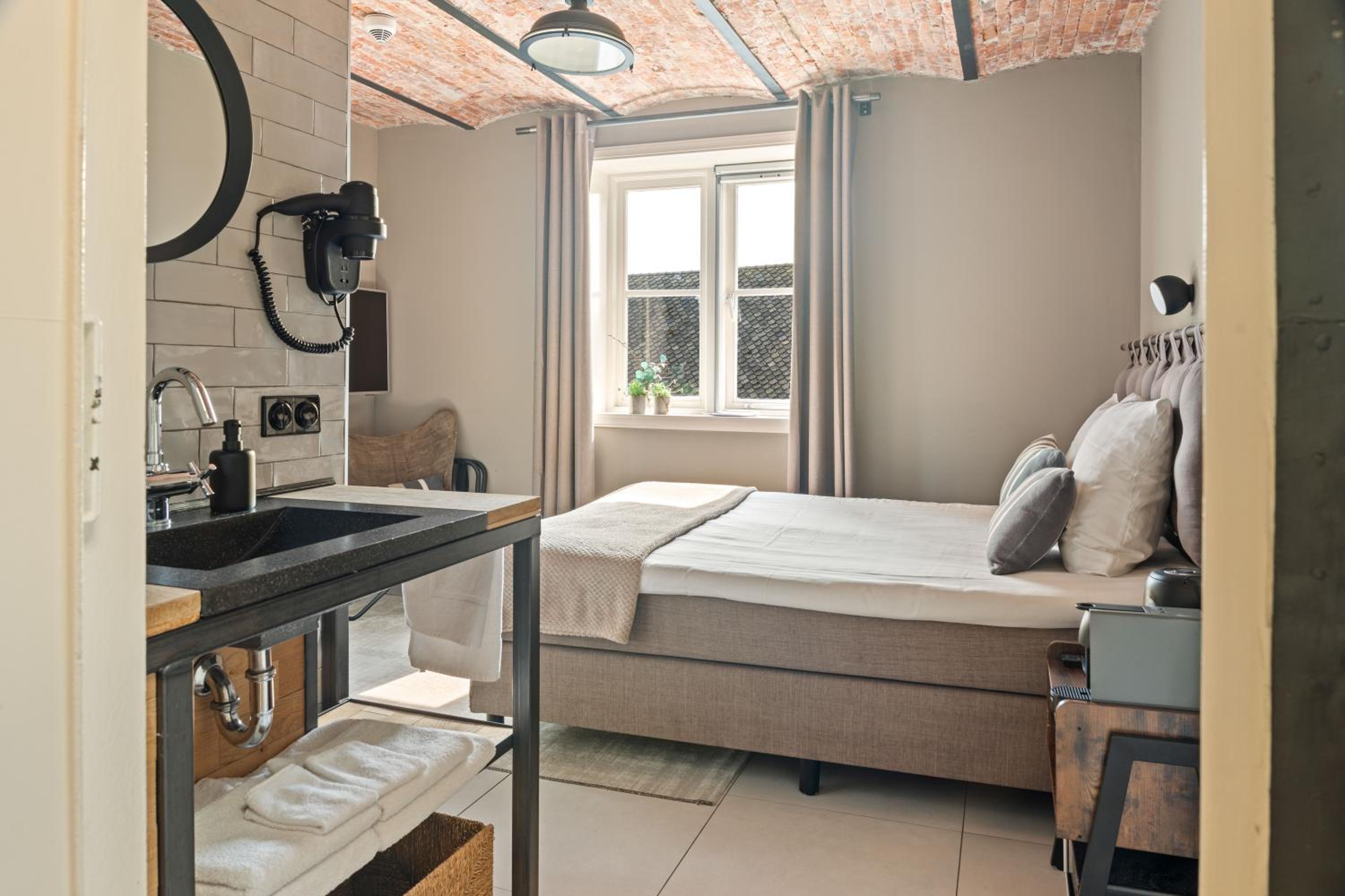 Budget Double Room