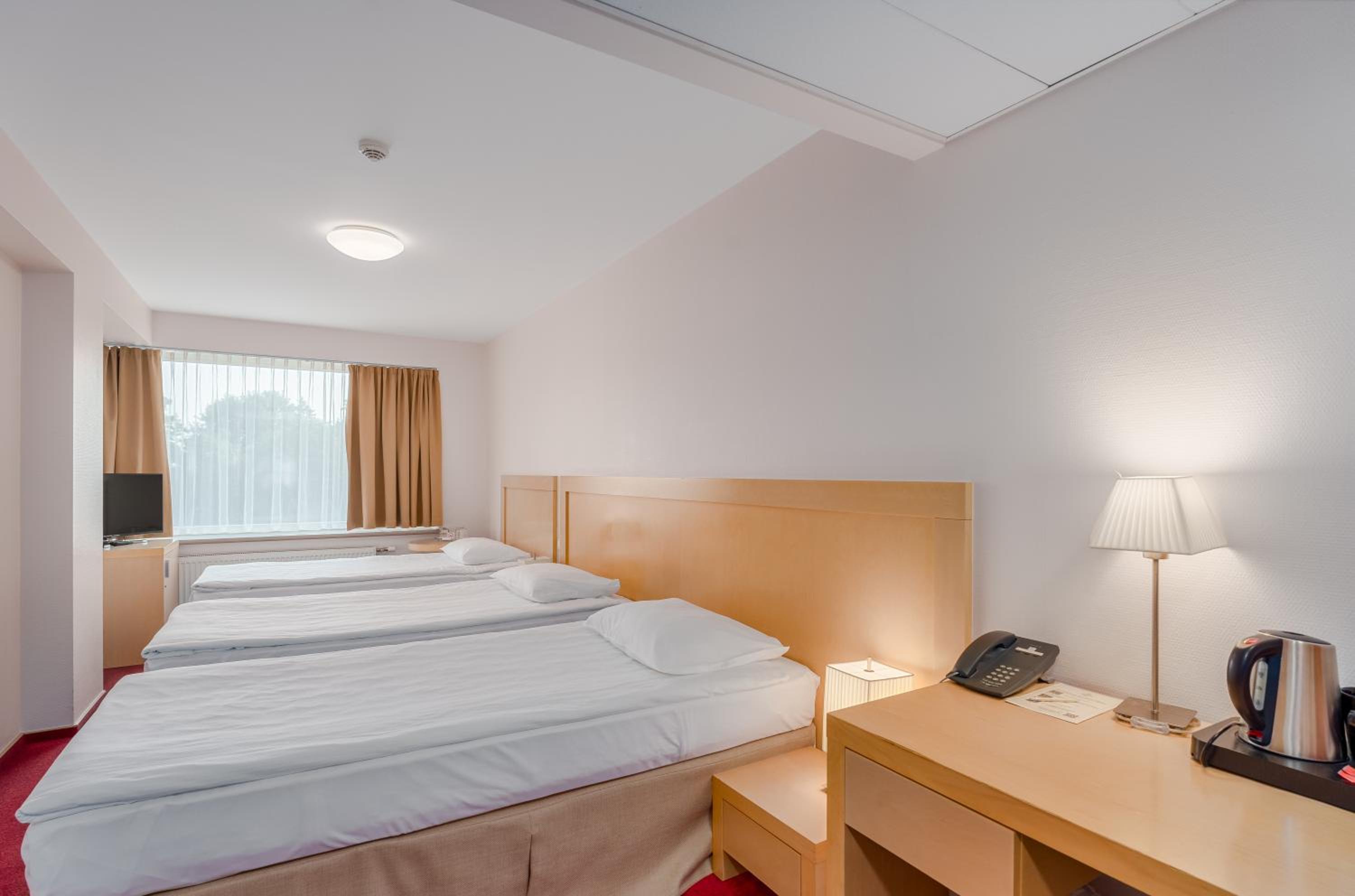 Standard Triple Room - Photo 1