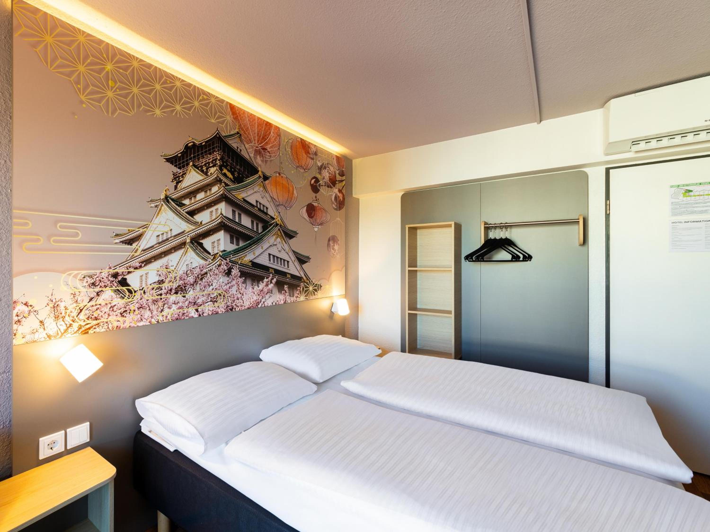 Double Room - Photo 8