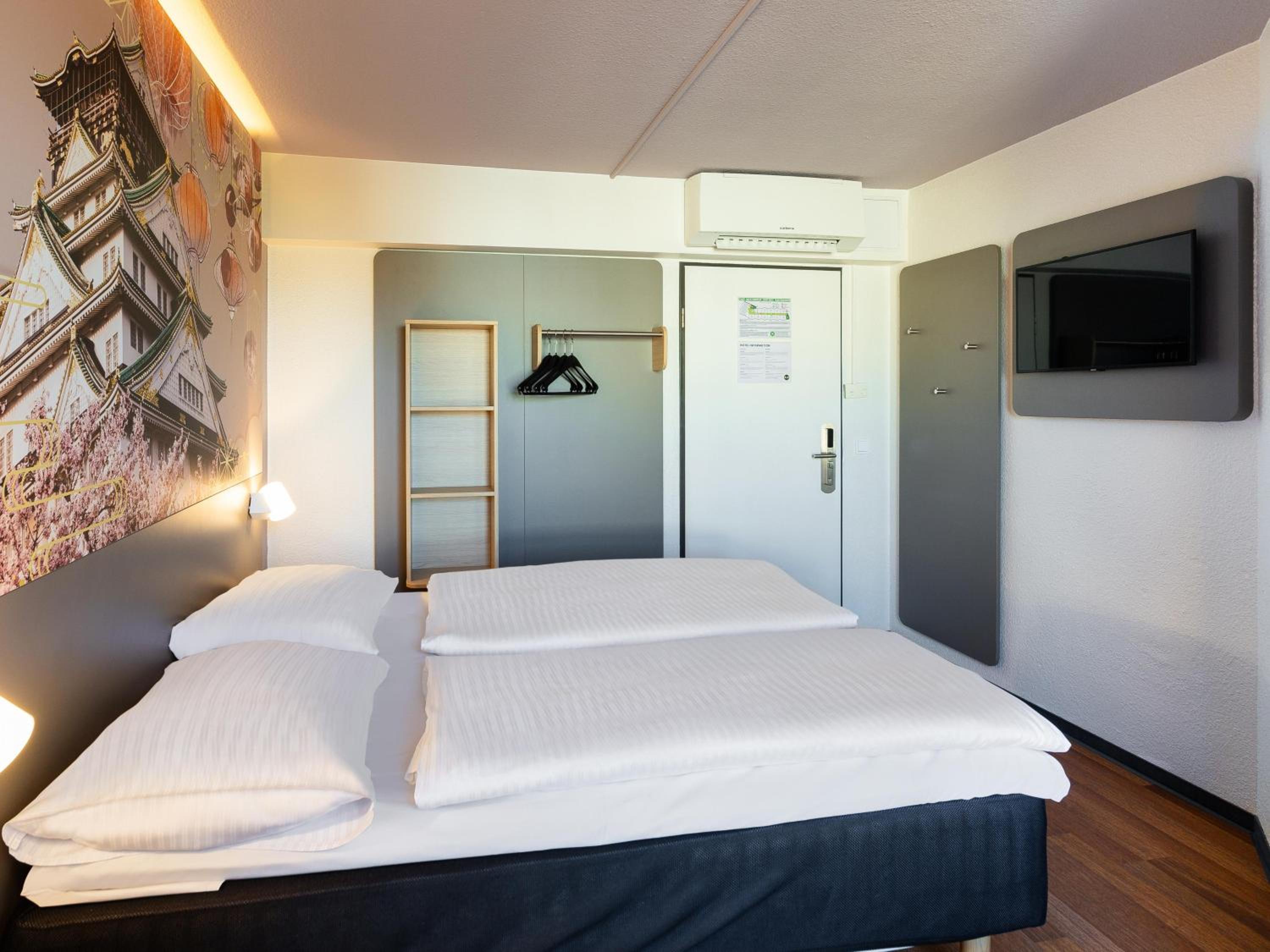 Double Room - Photo 9