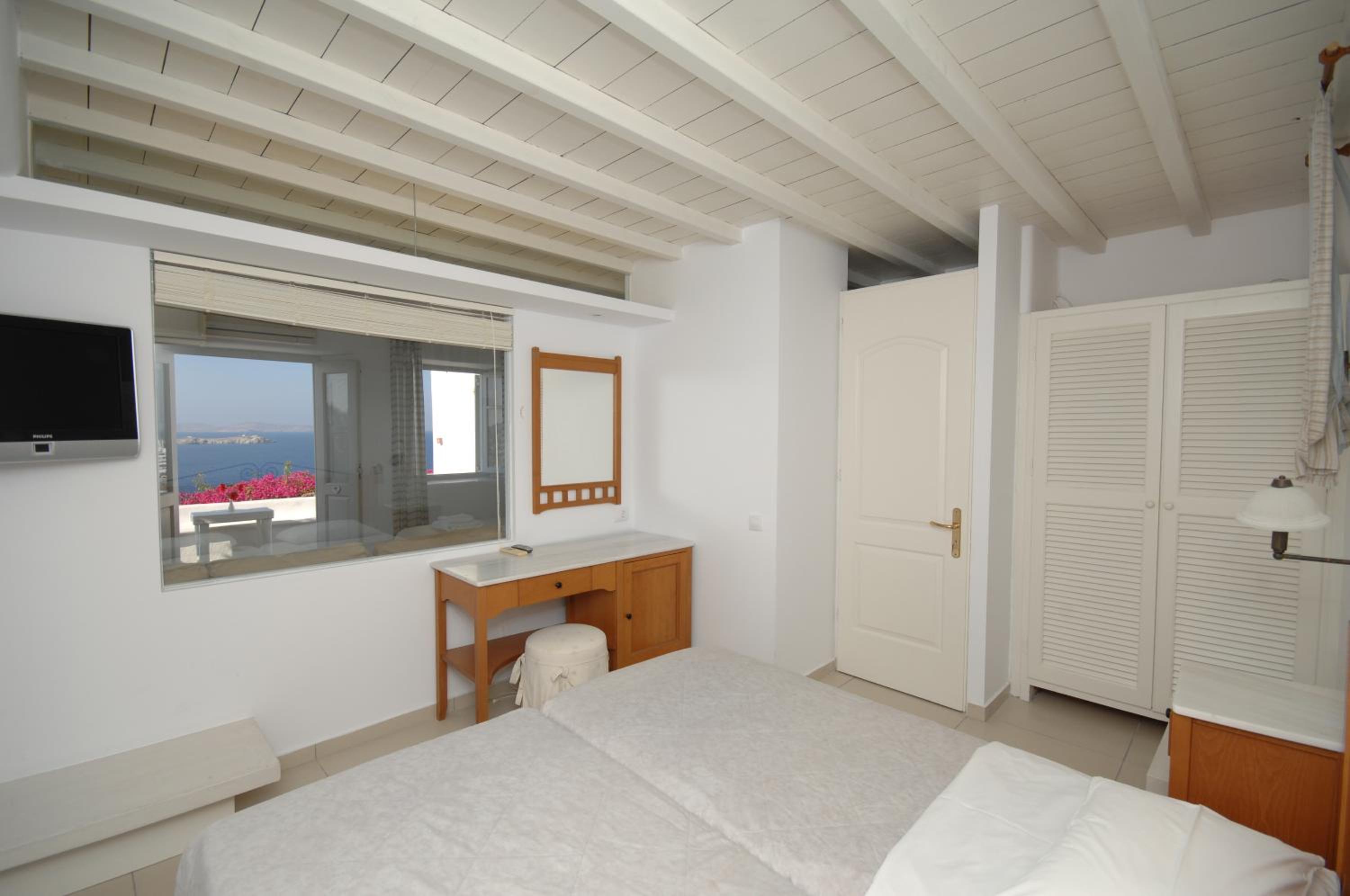 Superior Family Room with Sea View - Photo 4