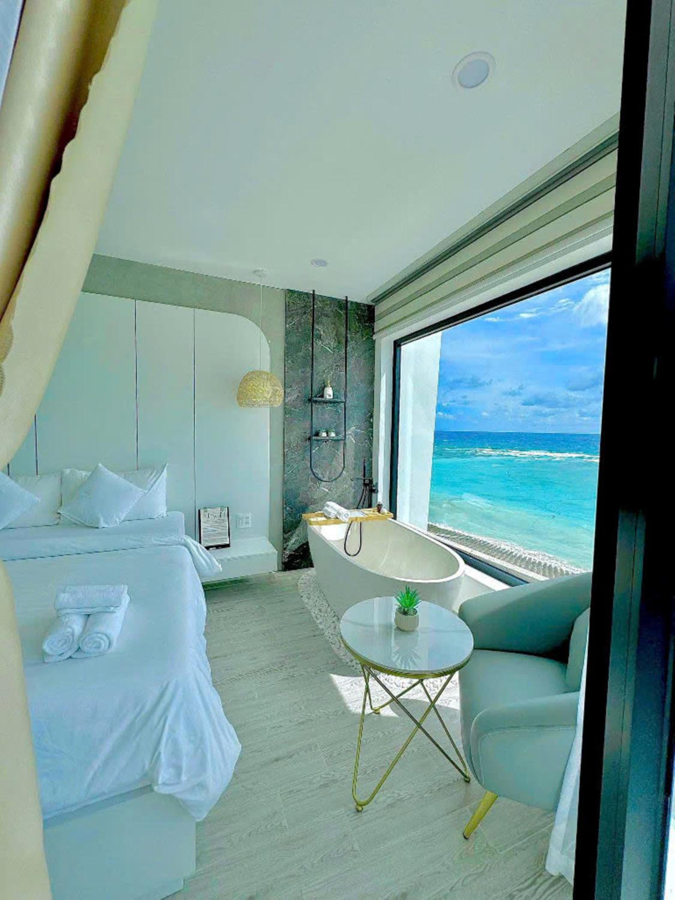 Deluxe Double Room photo 2