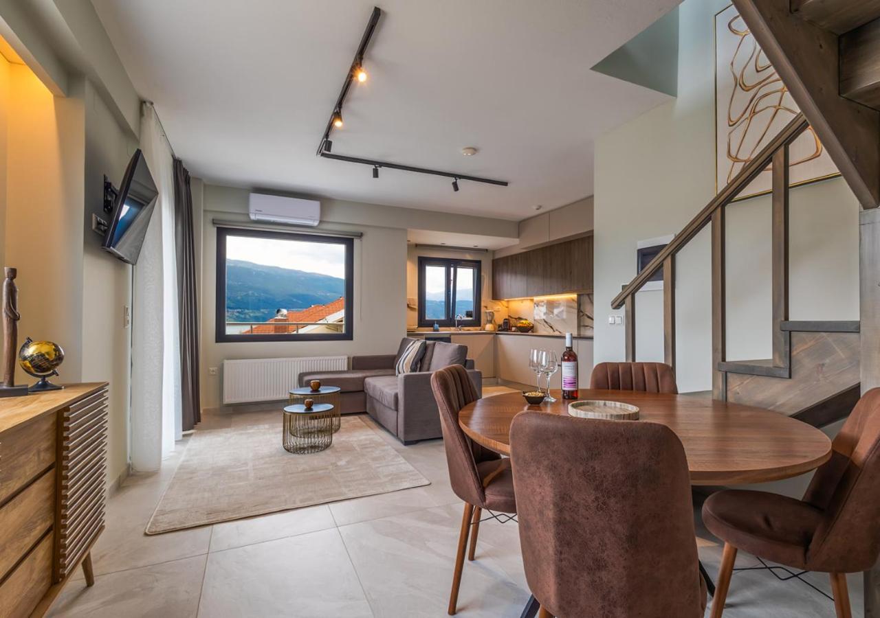 Suite with Lake View