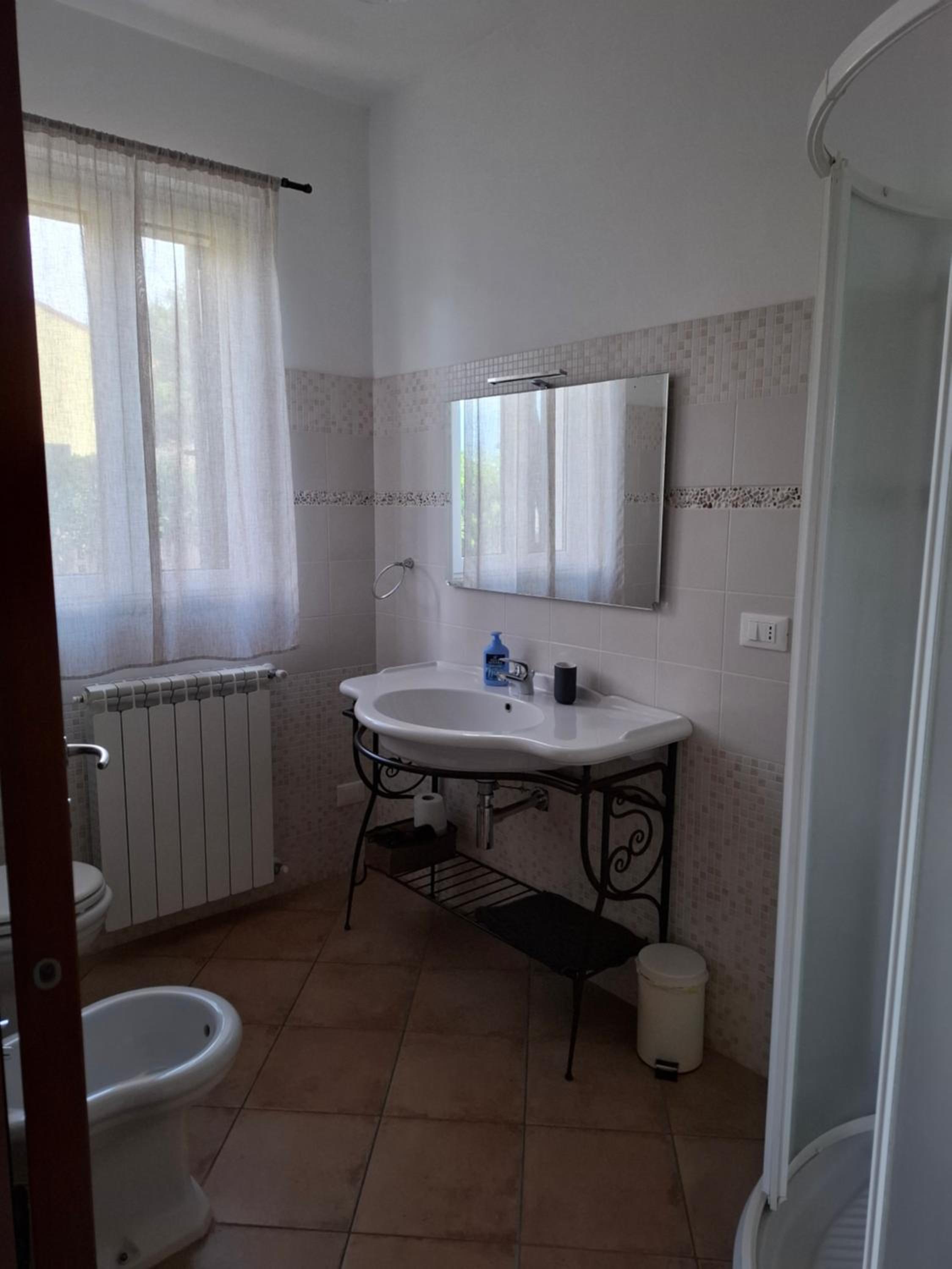 Large Double Room photo 3
