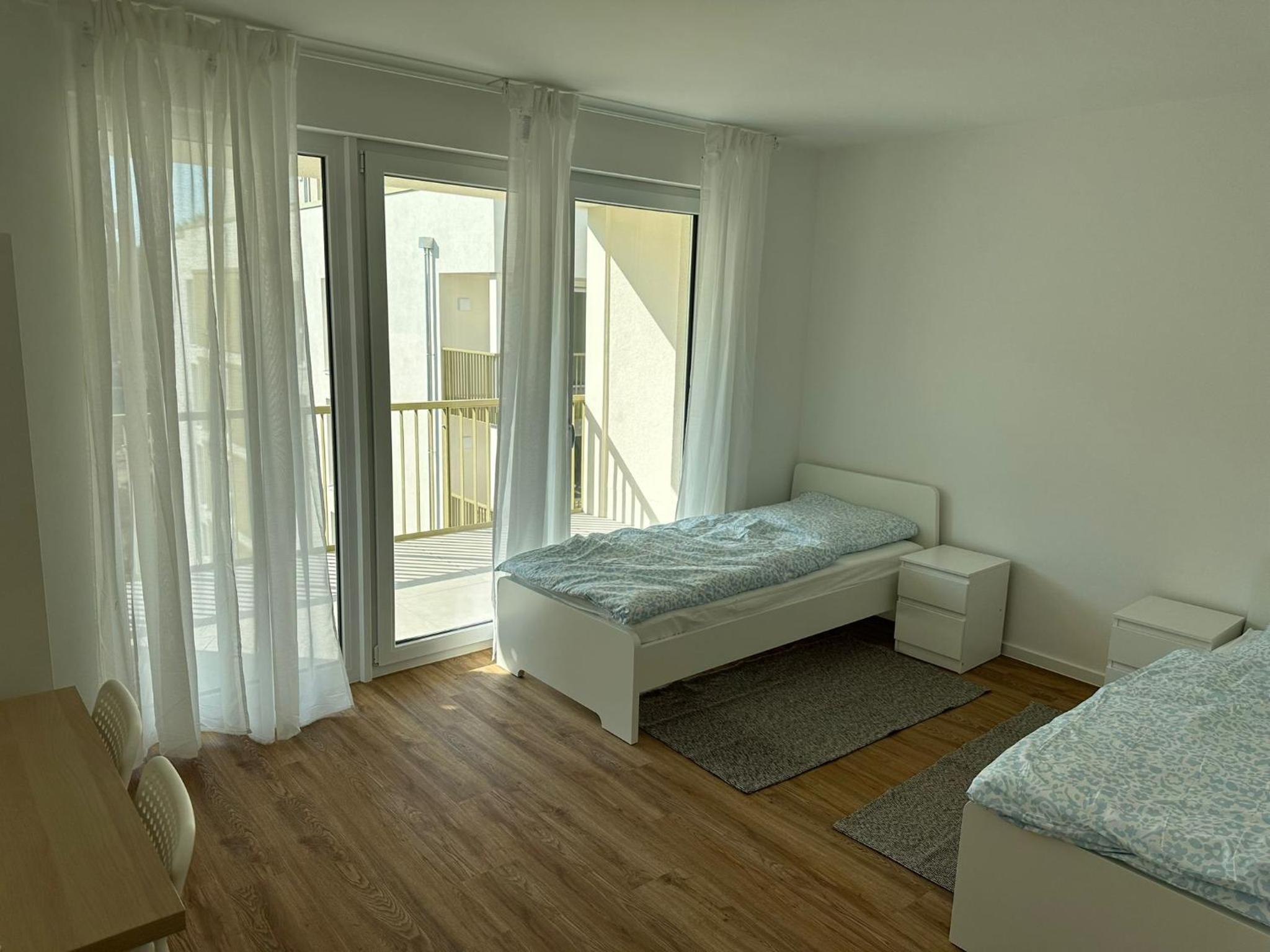 One-Bedroom Apartment photo 1