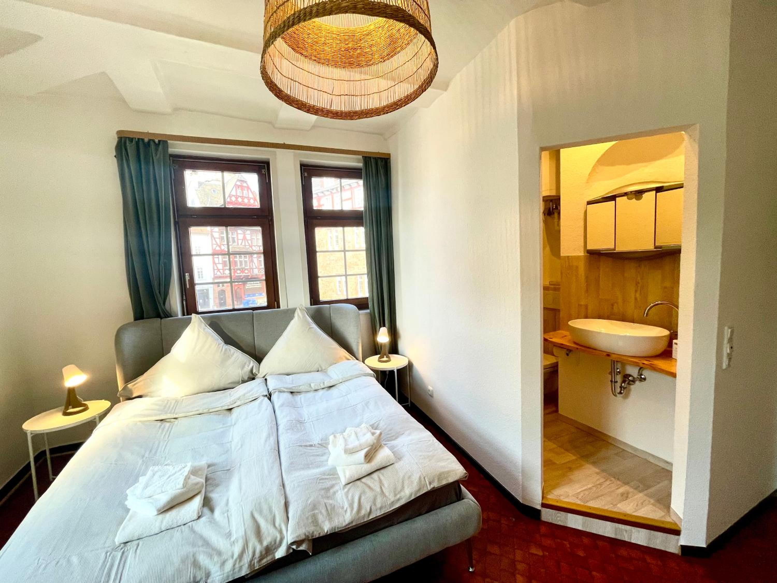 Double Room with Private Bathroom photo 2