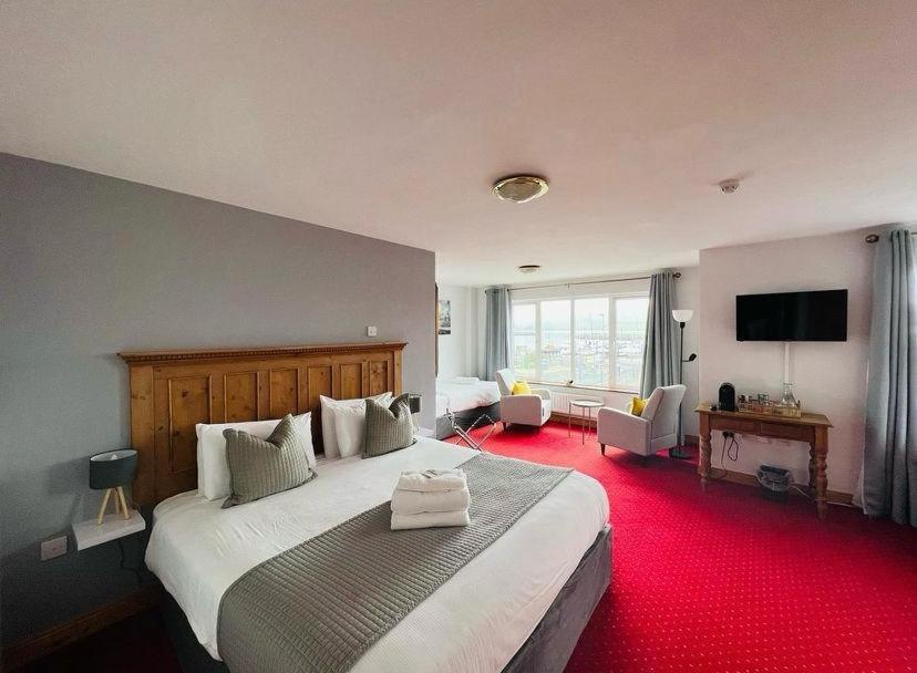 Family Room with Sea View photo 1