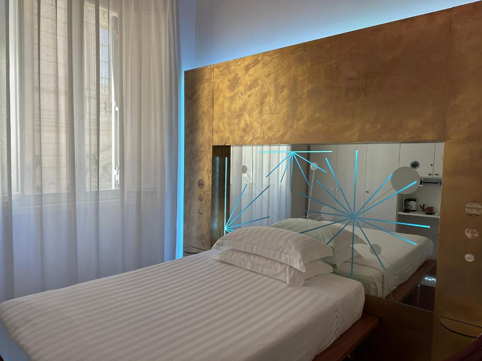 Large Single Room
