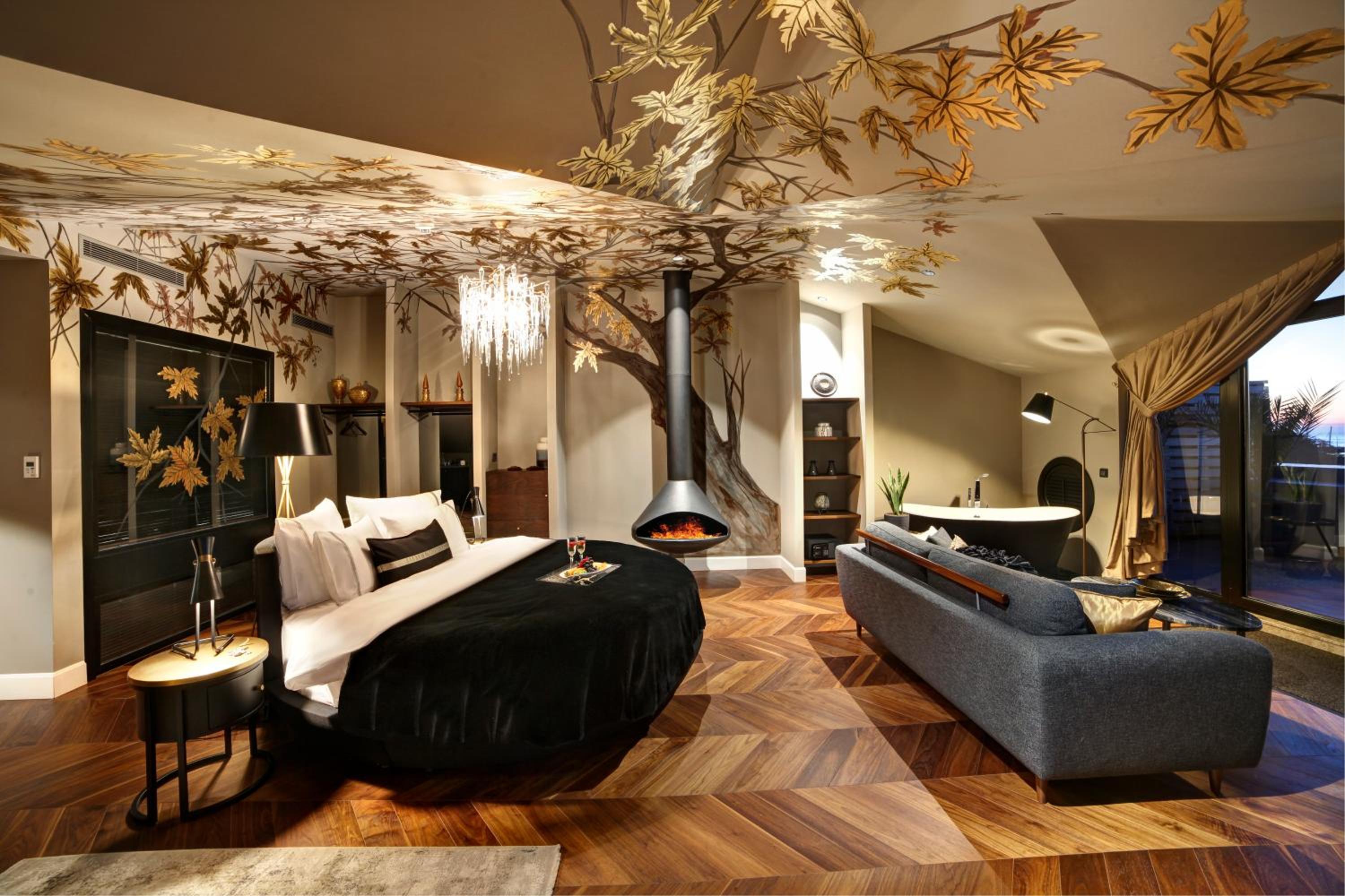Queen Suite with Sea View photo 2
