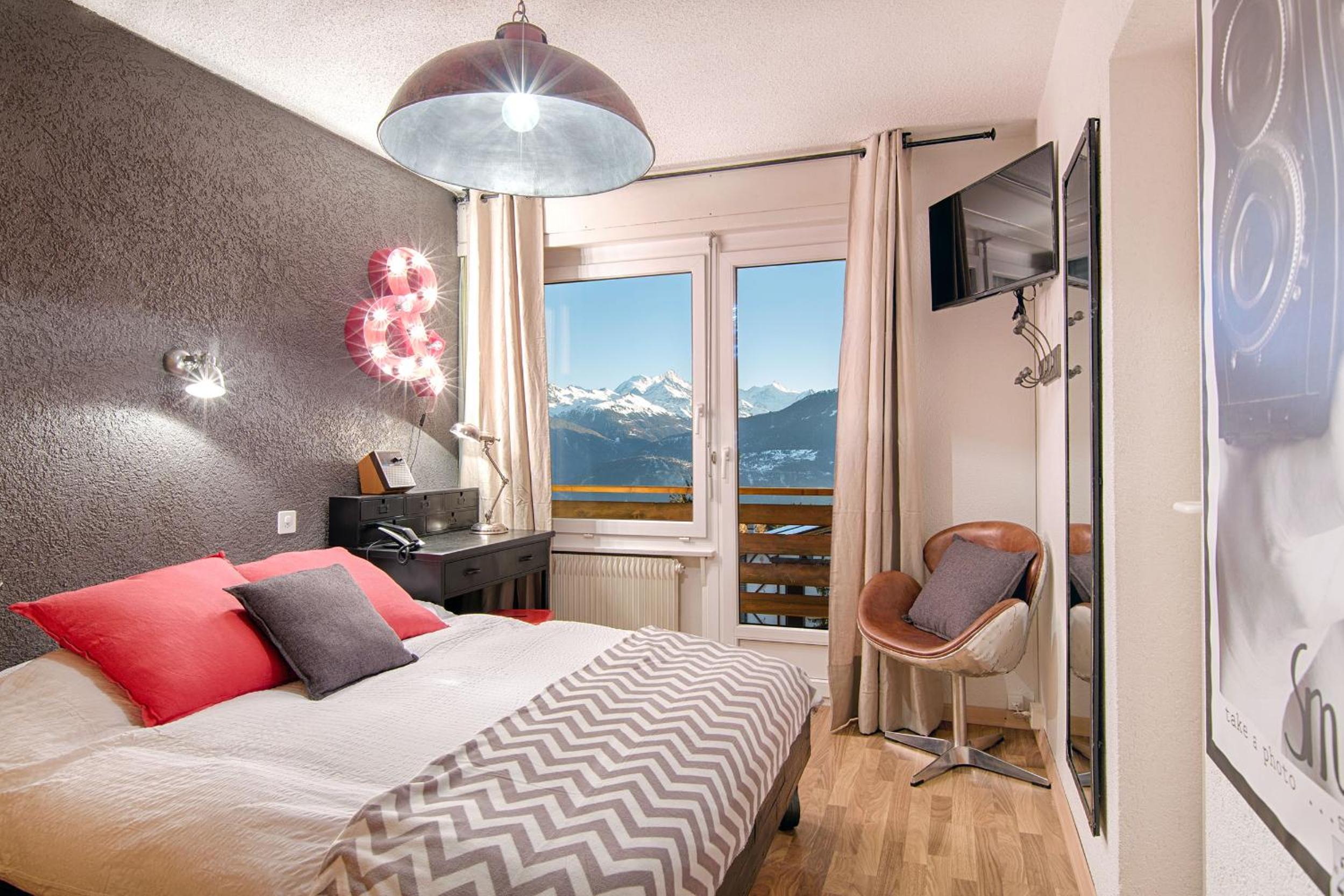 Single Room with Balcony photo 2