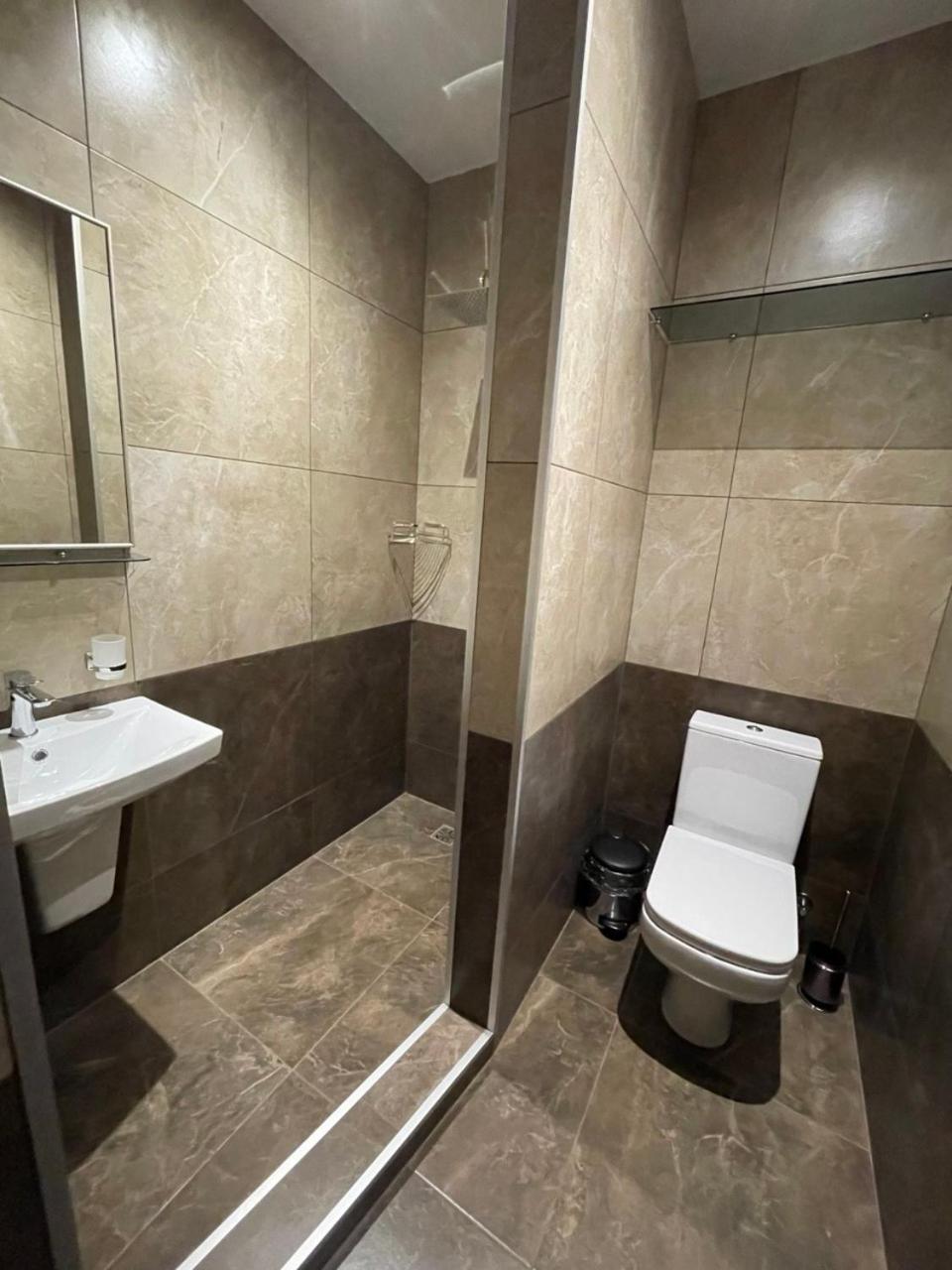 One-Bedroom Suite photo 3