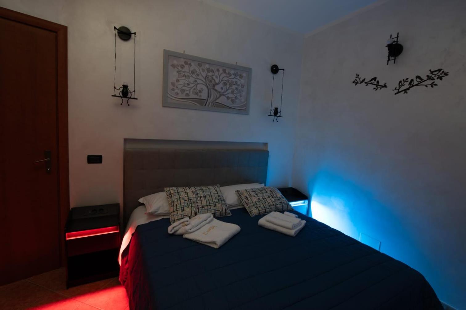 One-Bedroom House photo 1